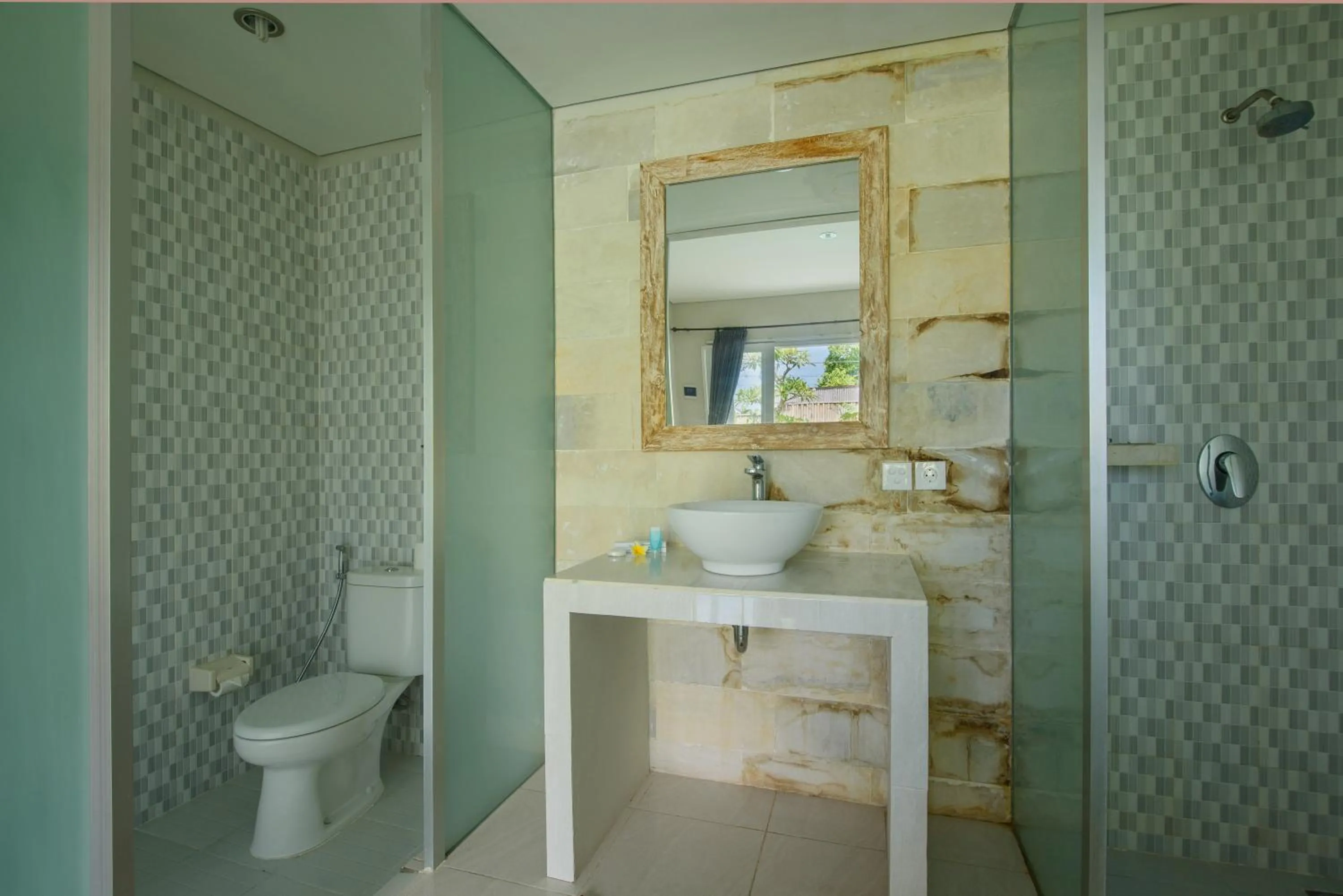 Shower in Asung Guesthouse