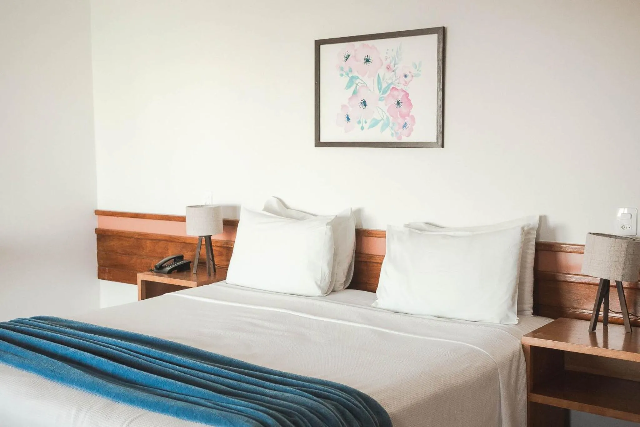 Bed in Colonna Galapagos Garden Hotel