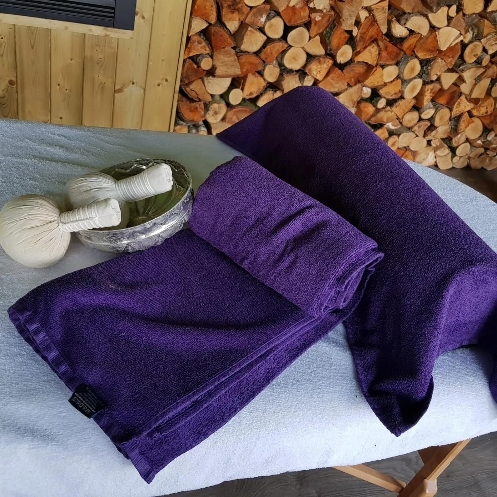 Massage in Dunez men only resort