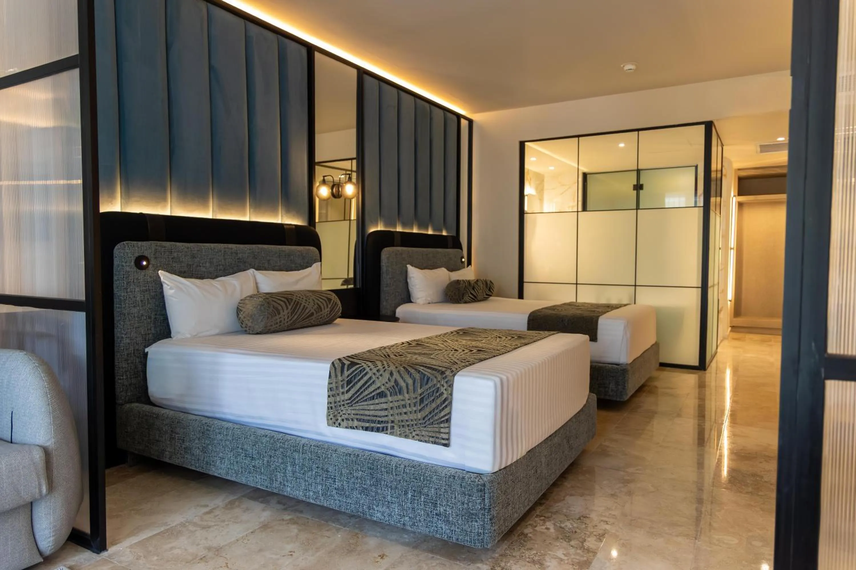 Photo of the whole room, Bed in Grand Riviera Princess - All Inclusive