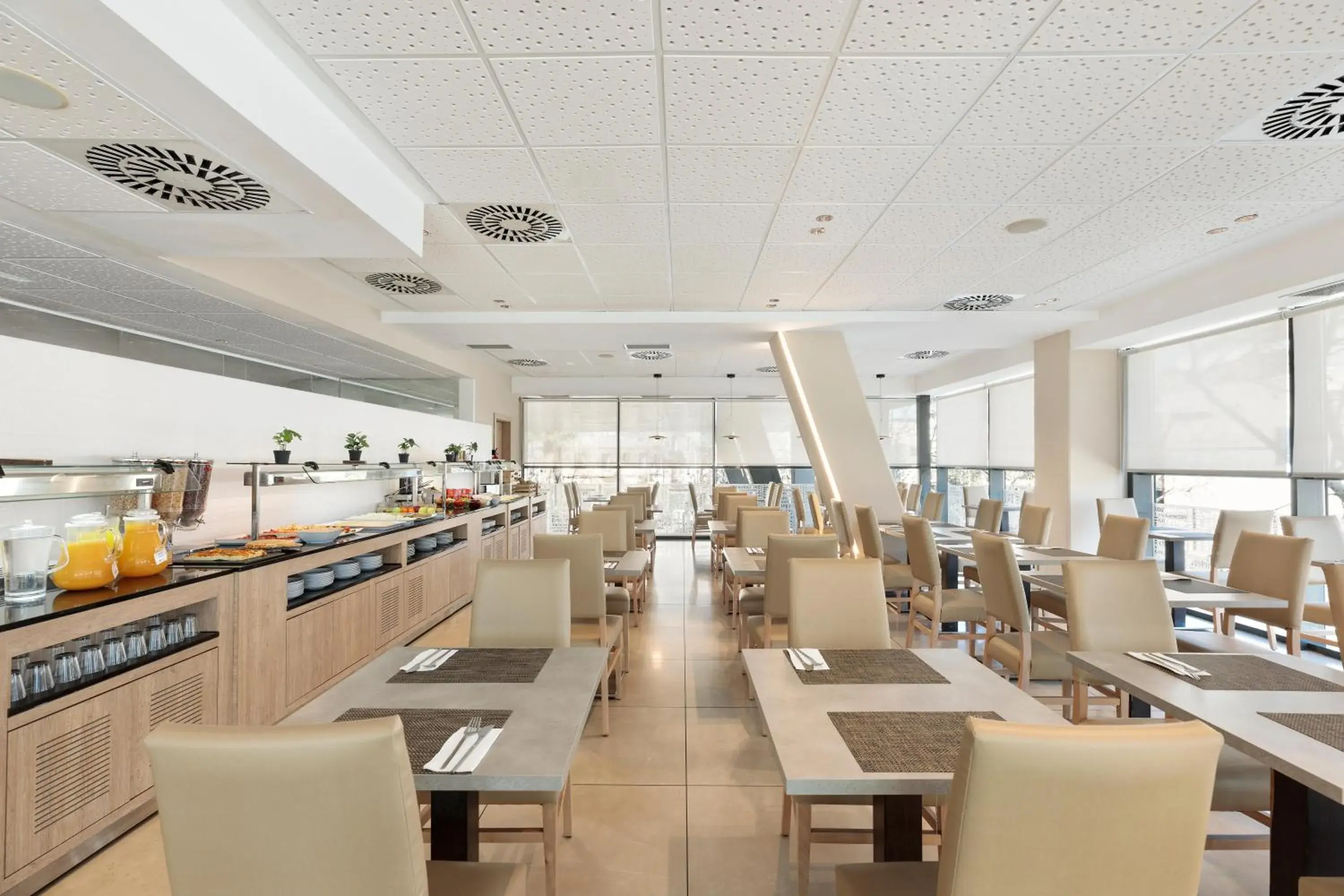 Restaurant/places to eat in Hotel Best 4 Barcelona Restaurant/places to eat in Hotel Best 4 Barcelona