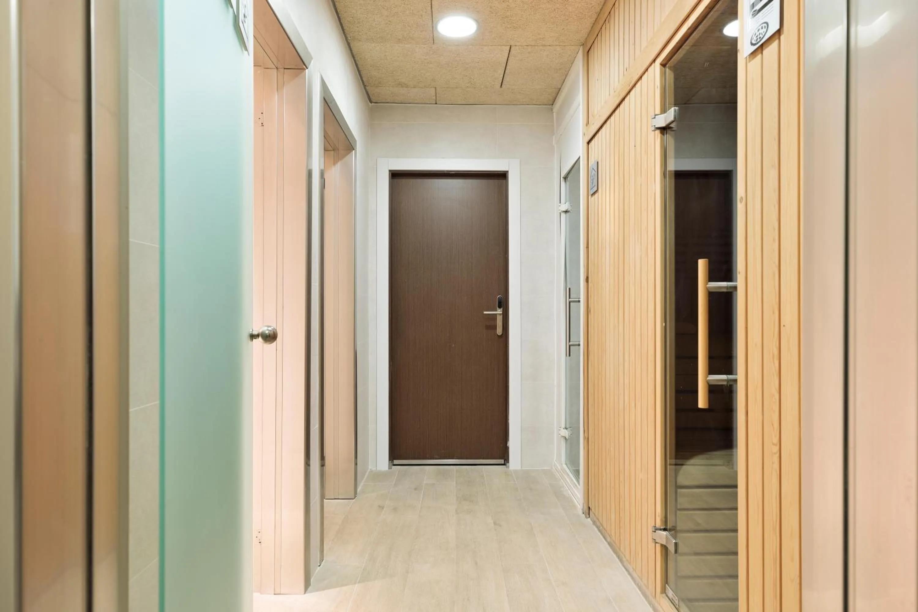 Steam room in Hotel Best 4 Barcelona