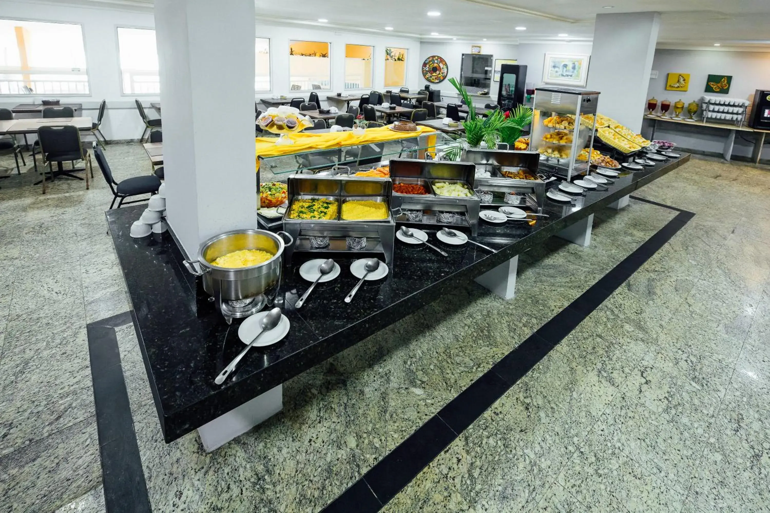 Restaurant/places to eat in El Aram Natal Mar Restaurant/places to eat in El Aram Natal Mar