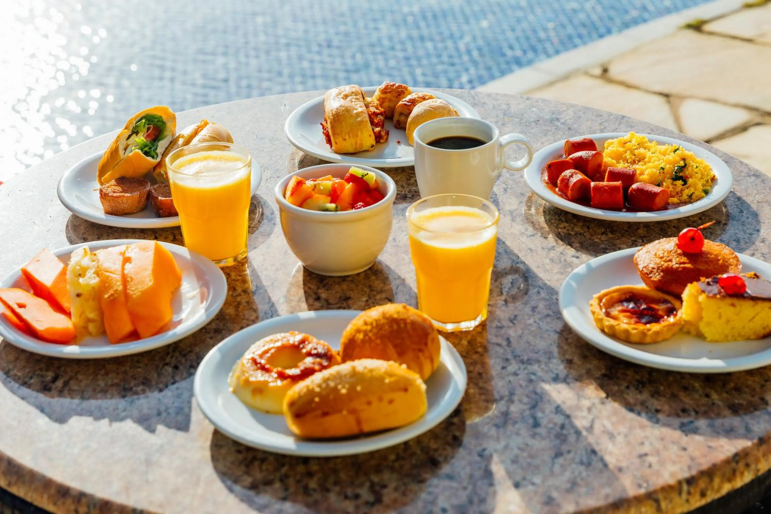 Food and drinks in El Aram Natal Mar