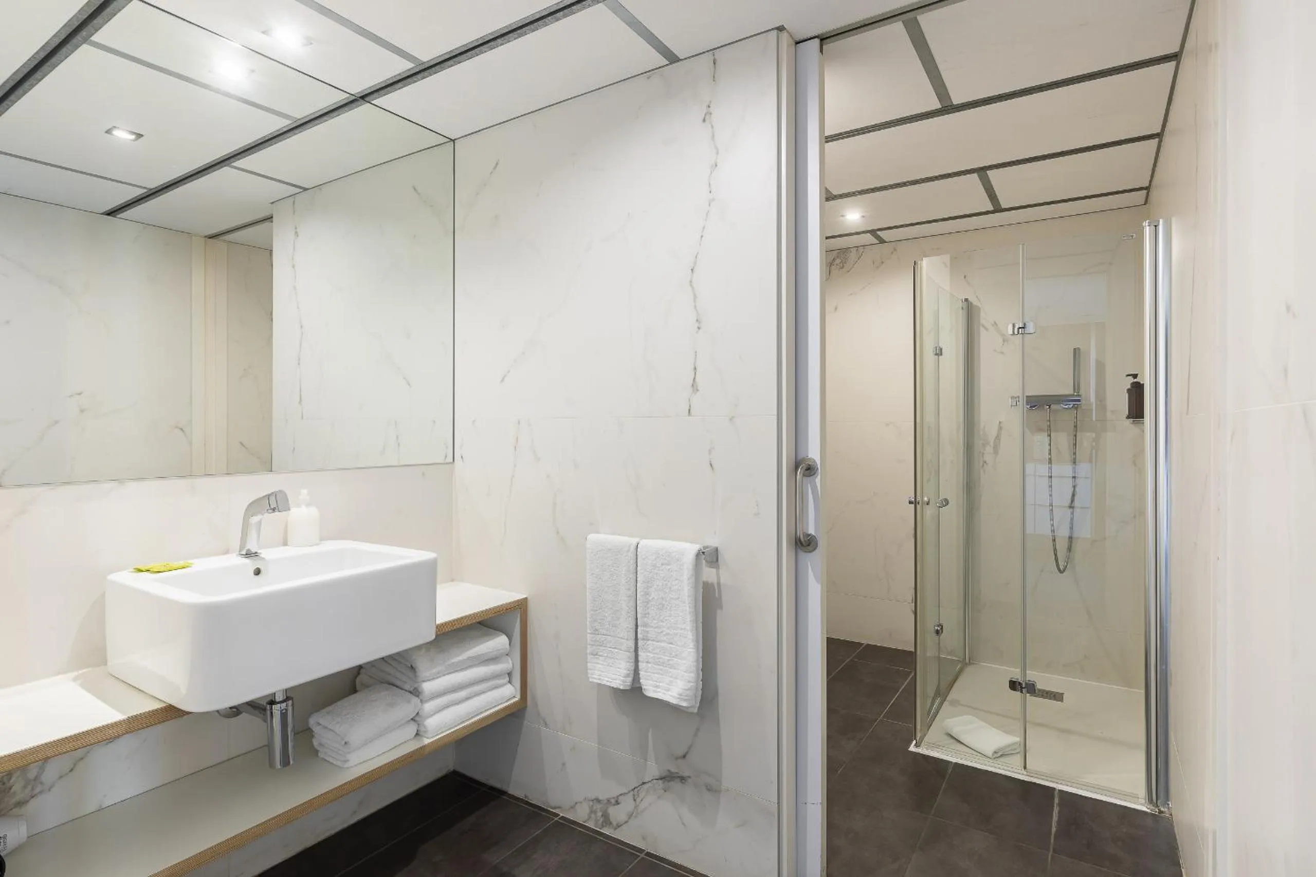 Bathroom in Cosmo Apartments Sants