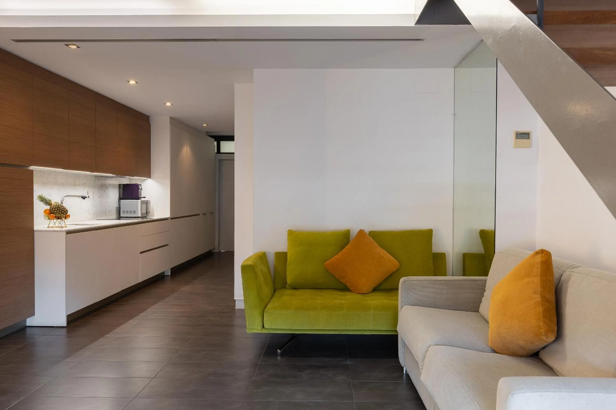 Kitchen or kitchenette in Cosmo Apartments Sants