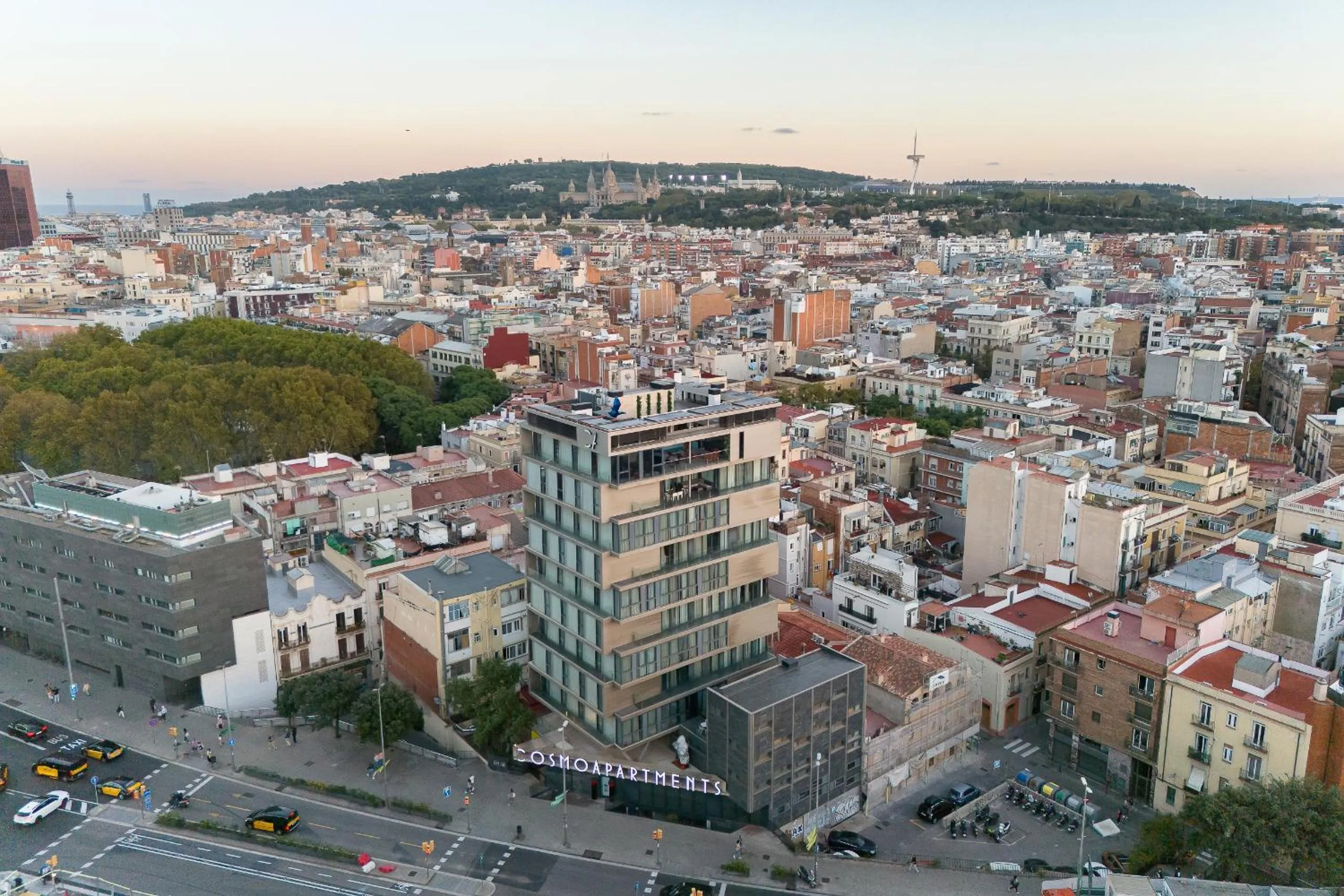 City view in Cosmo Apartments Sants