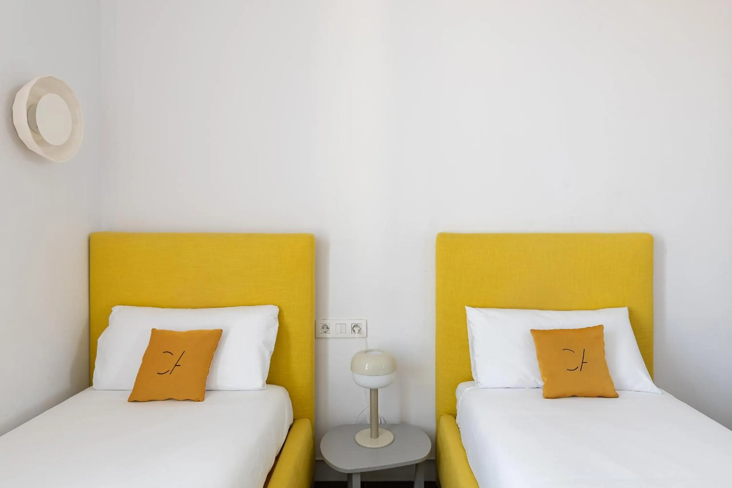 Bed in Cosmo Apartments Sants