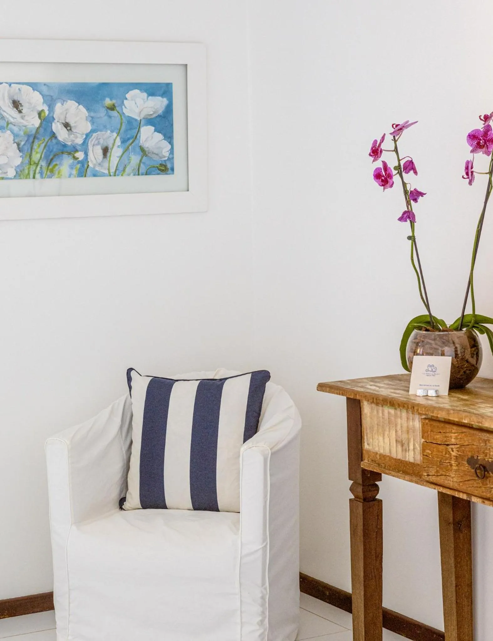 Decorative detail in Le Relais La Borie