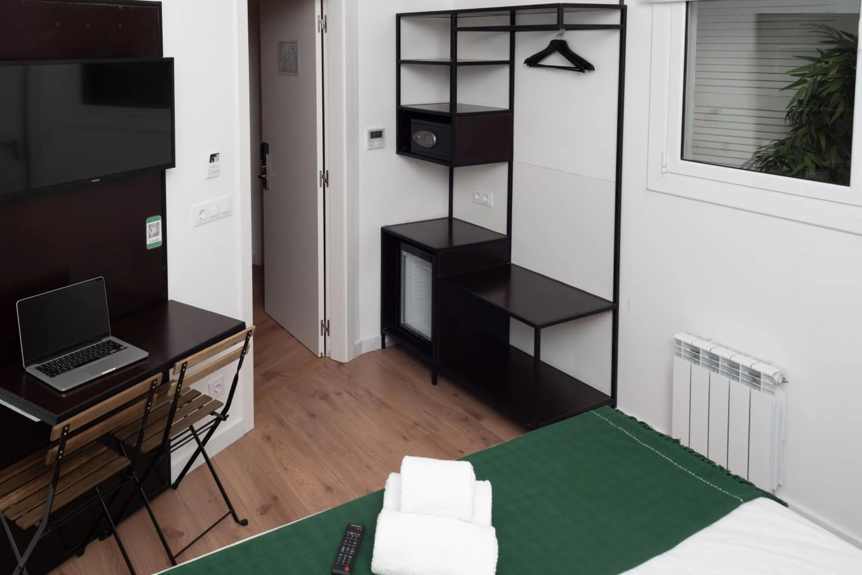 TV and multimedia, Bed in Bailén Green House