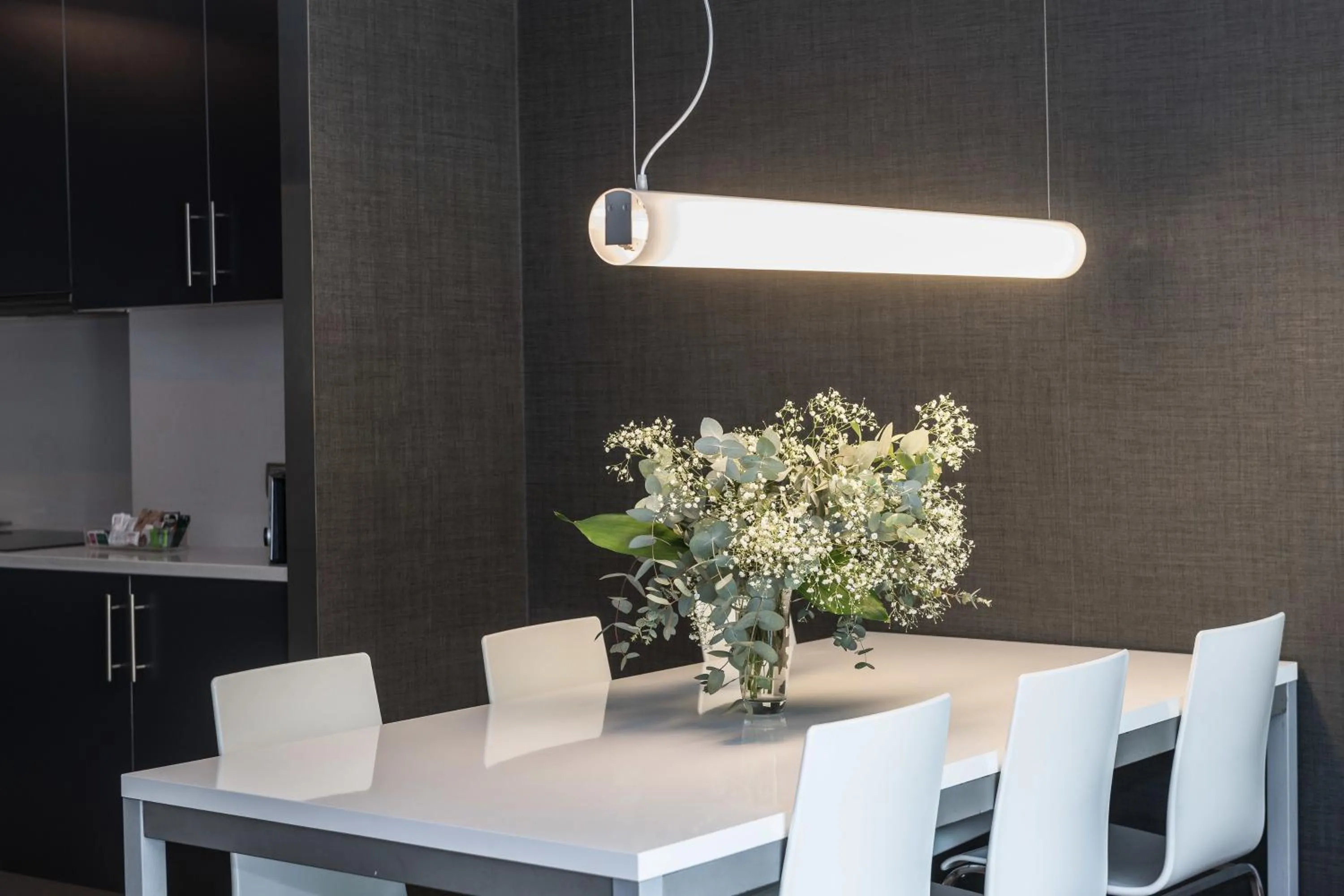 Dining area in Casp 74 Apartments