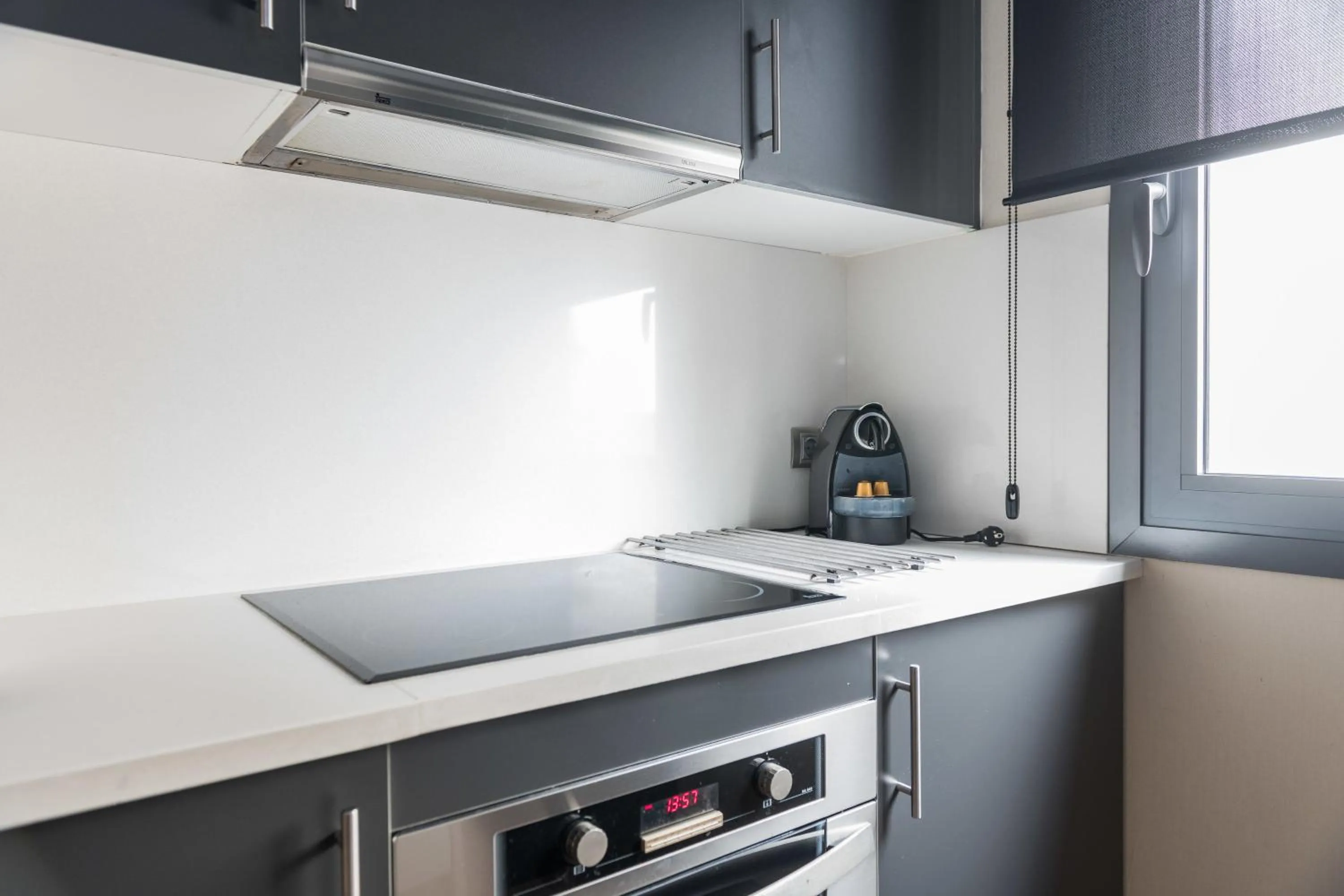 Coffee/tea facilities in Casp 74 Apartments