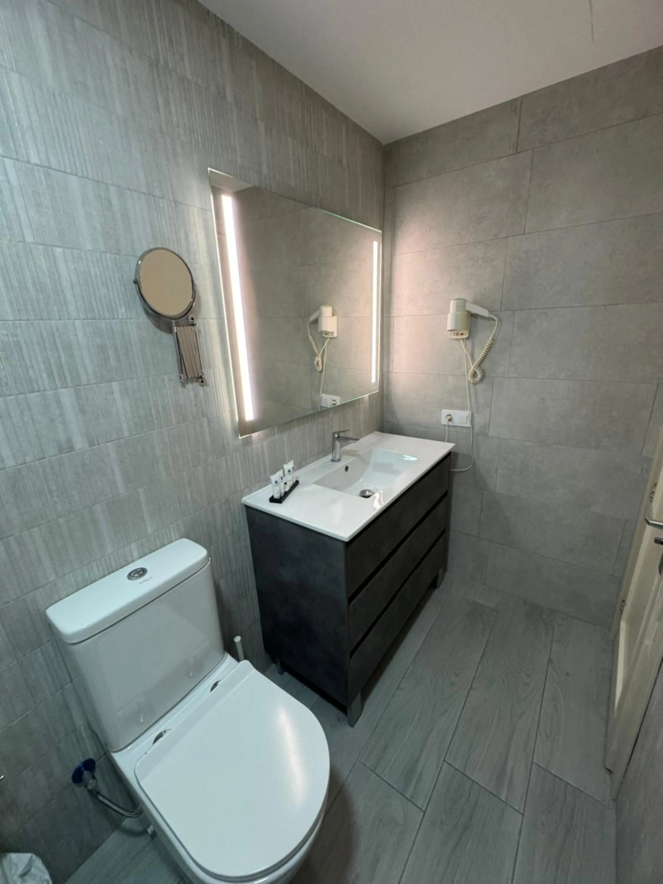 Bathroom in Apartamentos Colón Playa