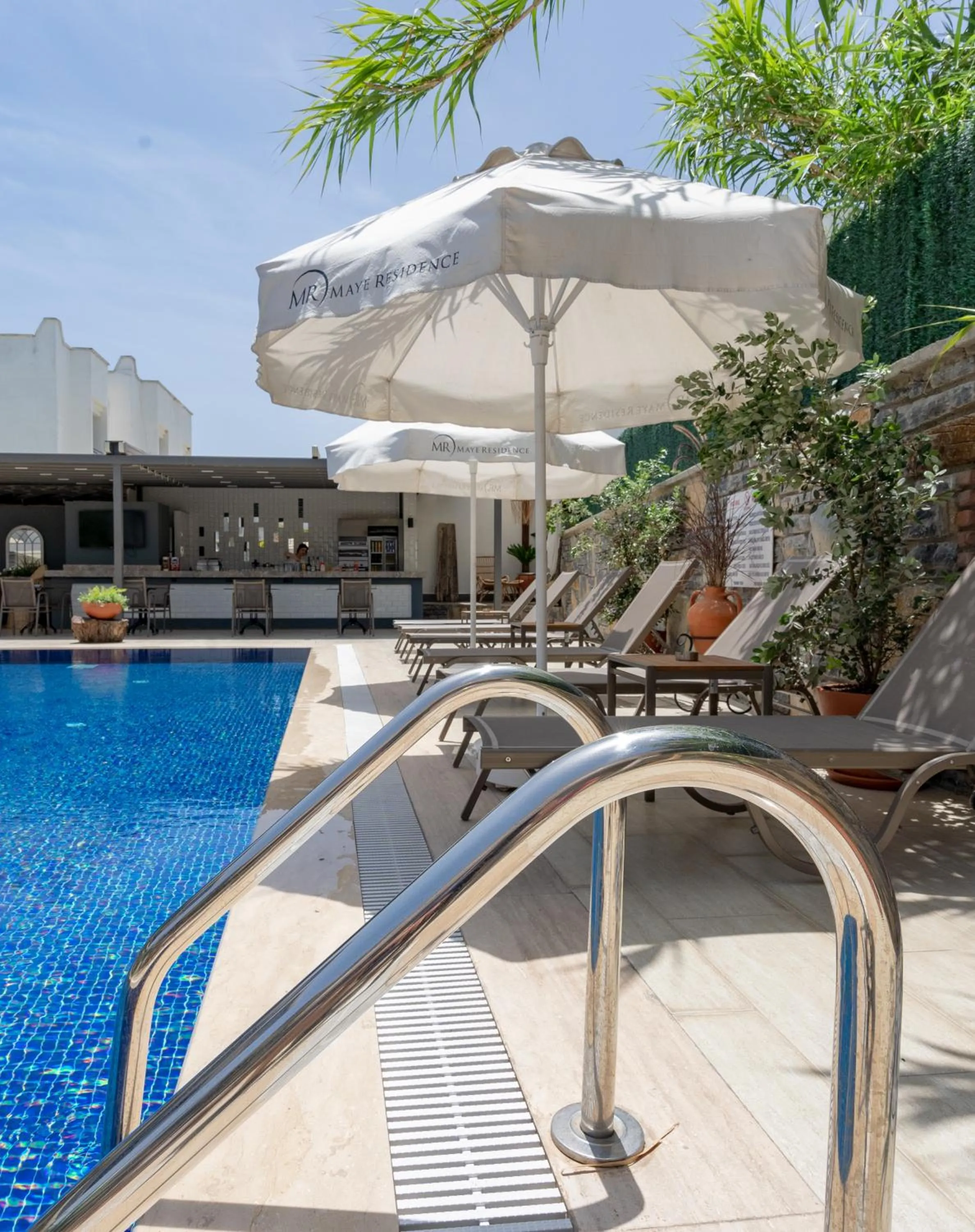 Swimming pool in Maye Residence