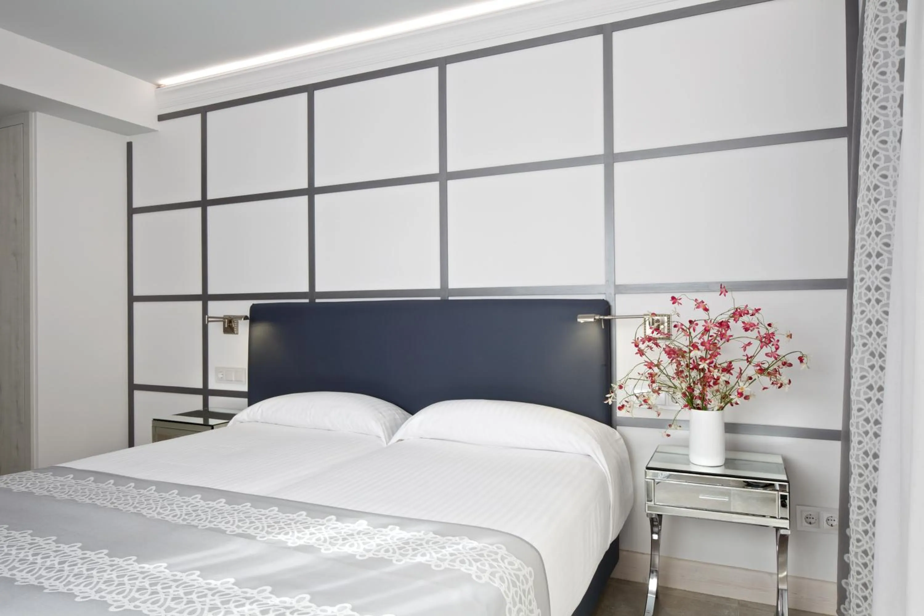 Bed in Hotel Rosamar