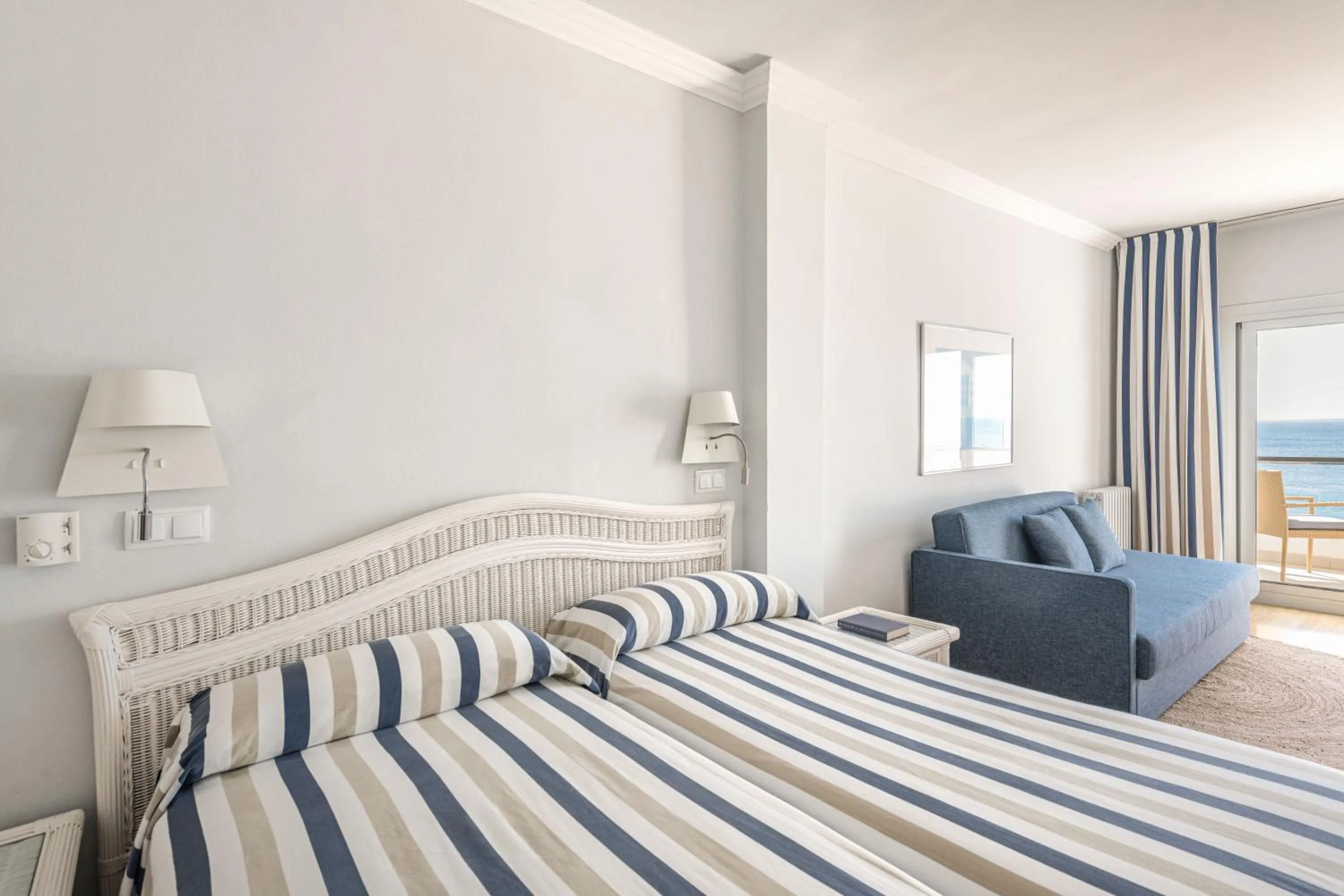 Bed in Hotel Rosamar