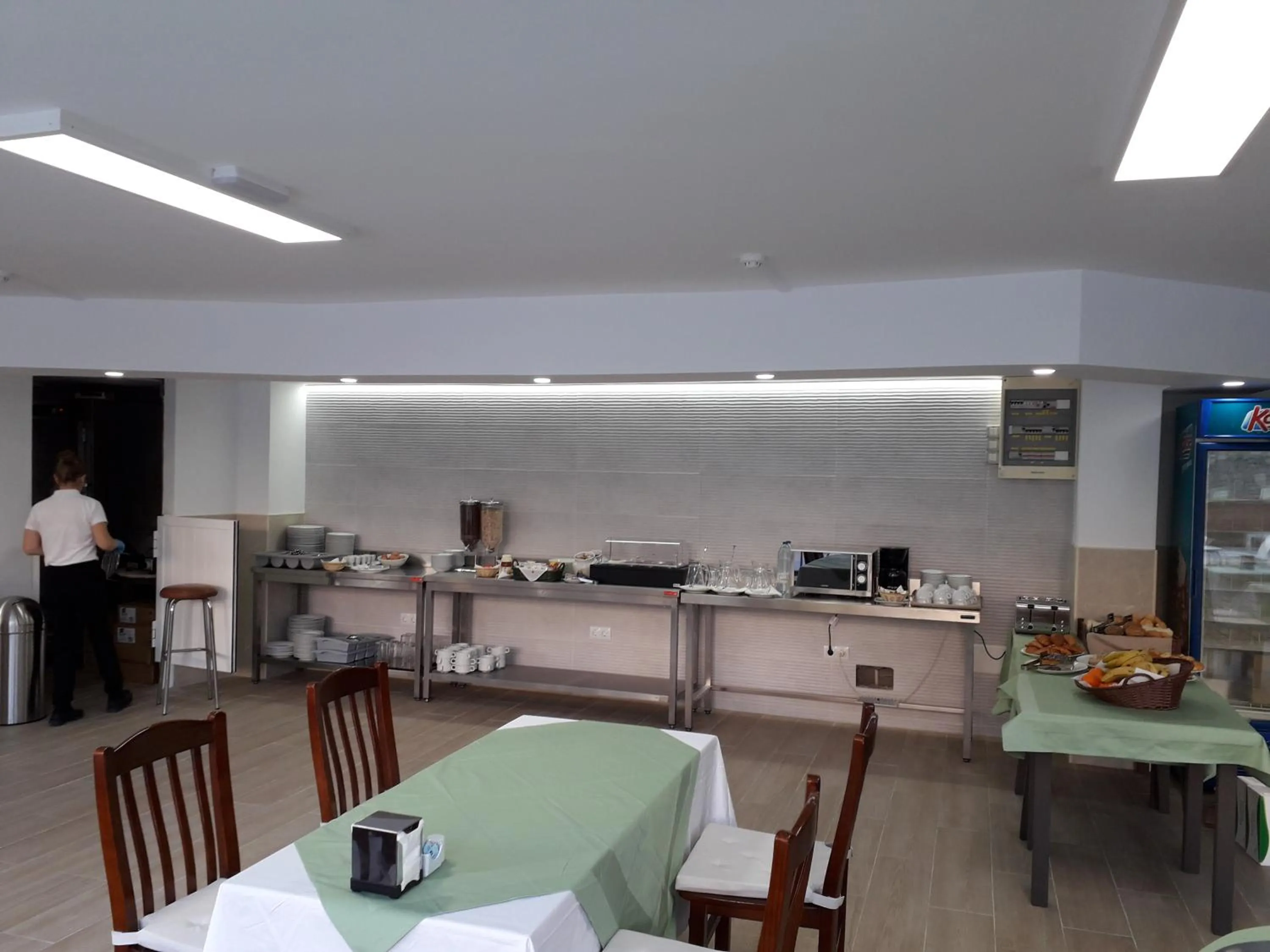 Breakfast in Apartamentos Los Aguacates