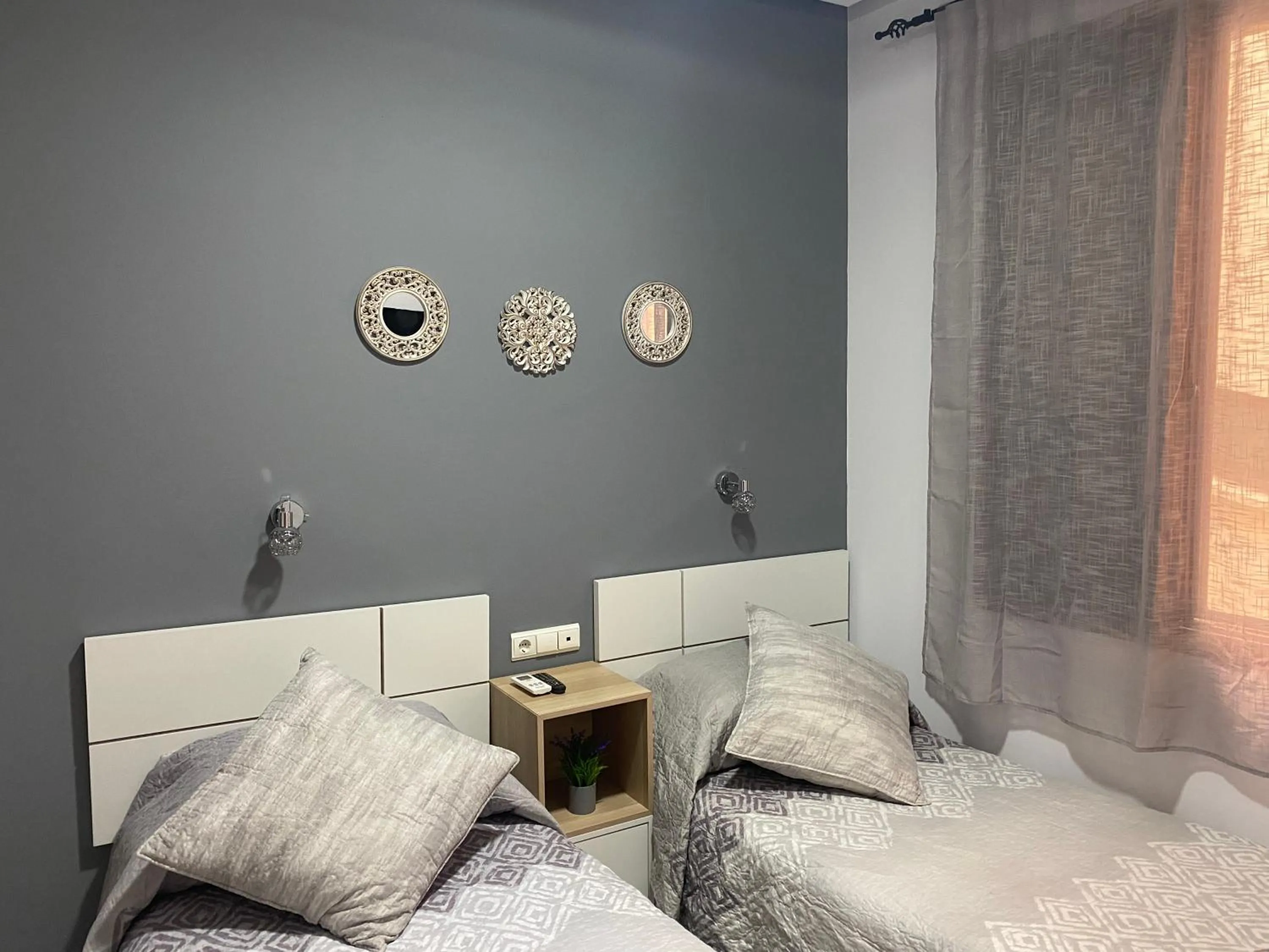 Twin Room in Hostal Puerta Carmona