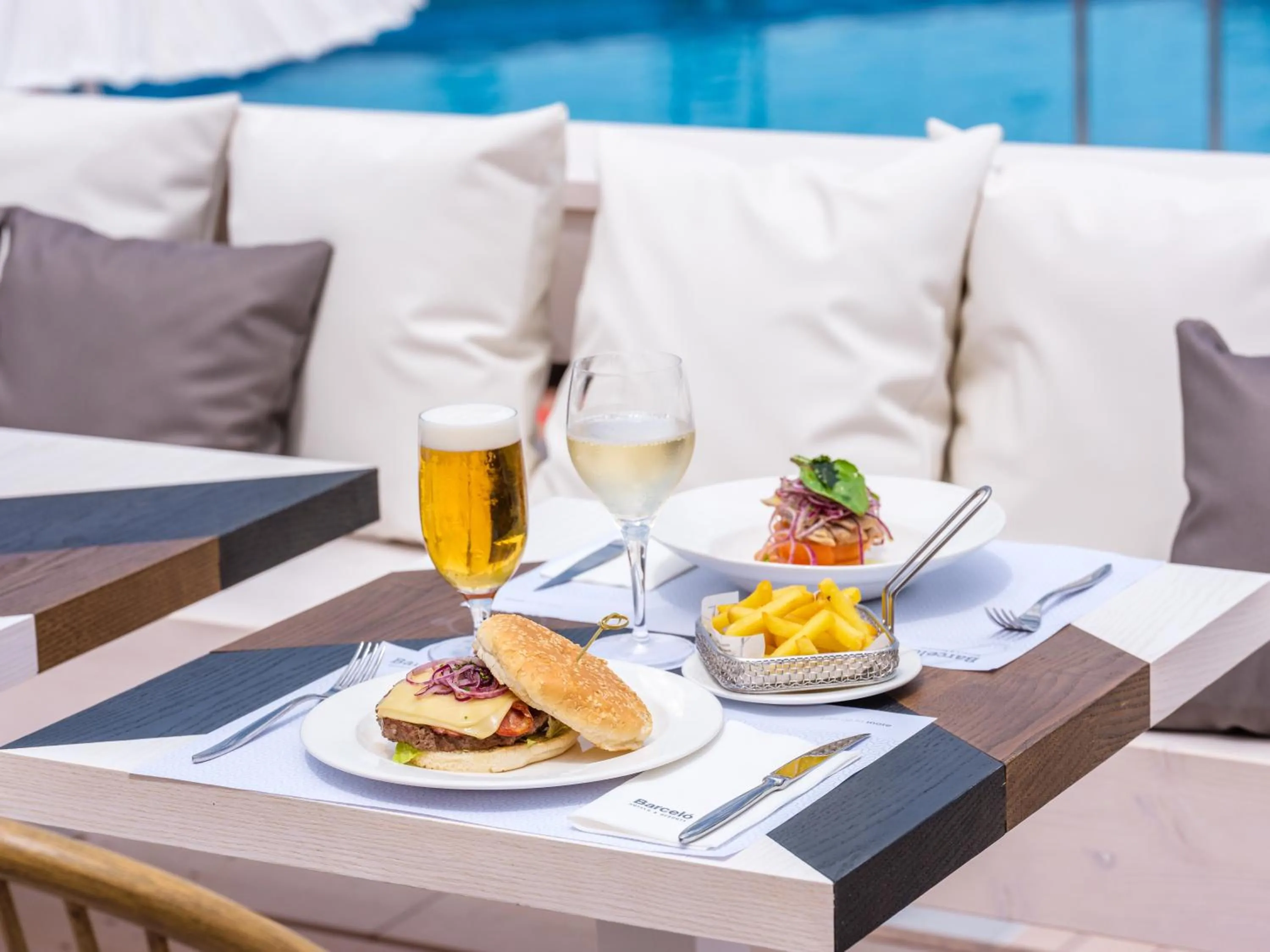 Meals in Barceló Portinatx - Adults Only