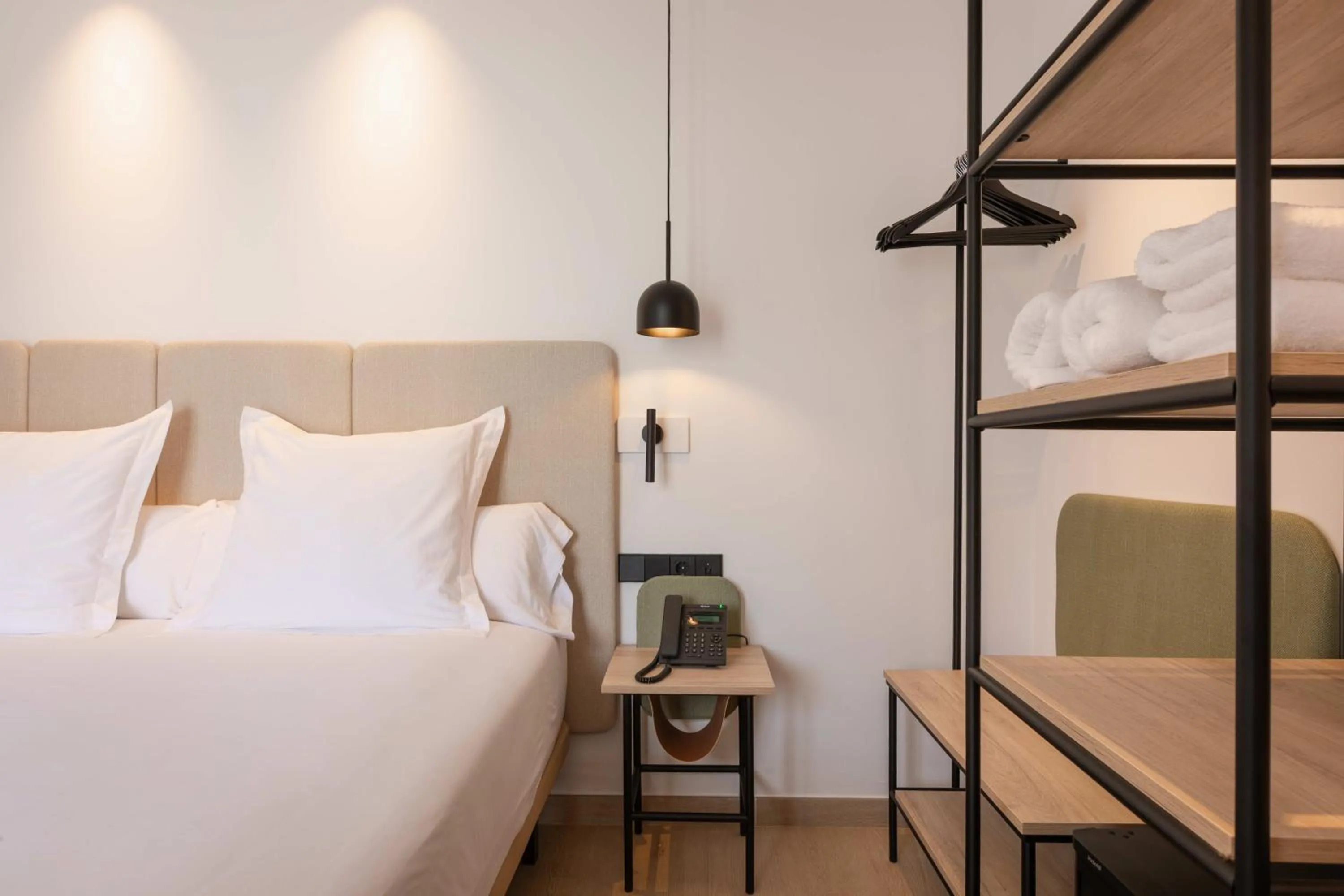 Bedroom, Bed in Hostal Marí