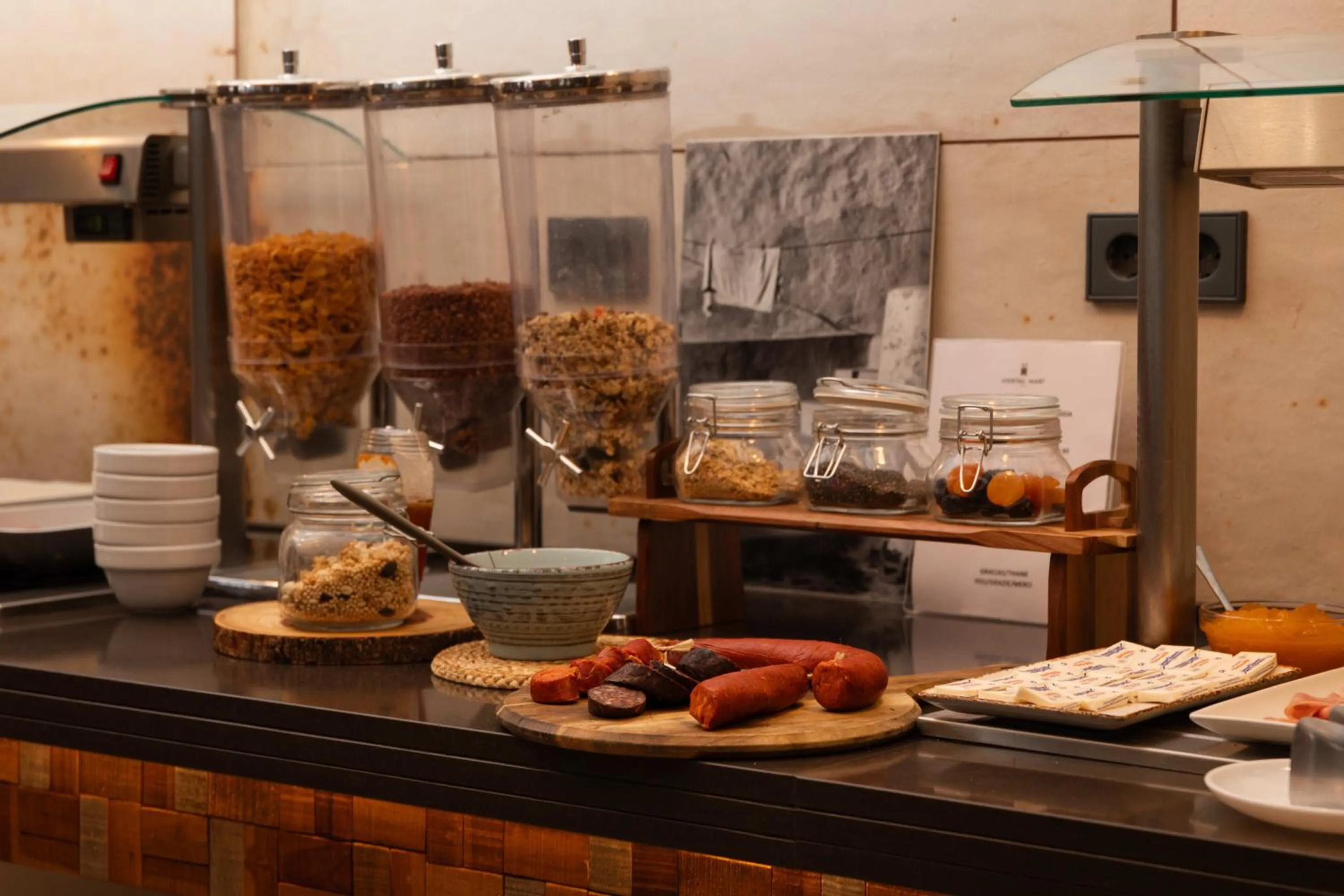 Breakfast in Hostal Marí