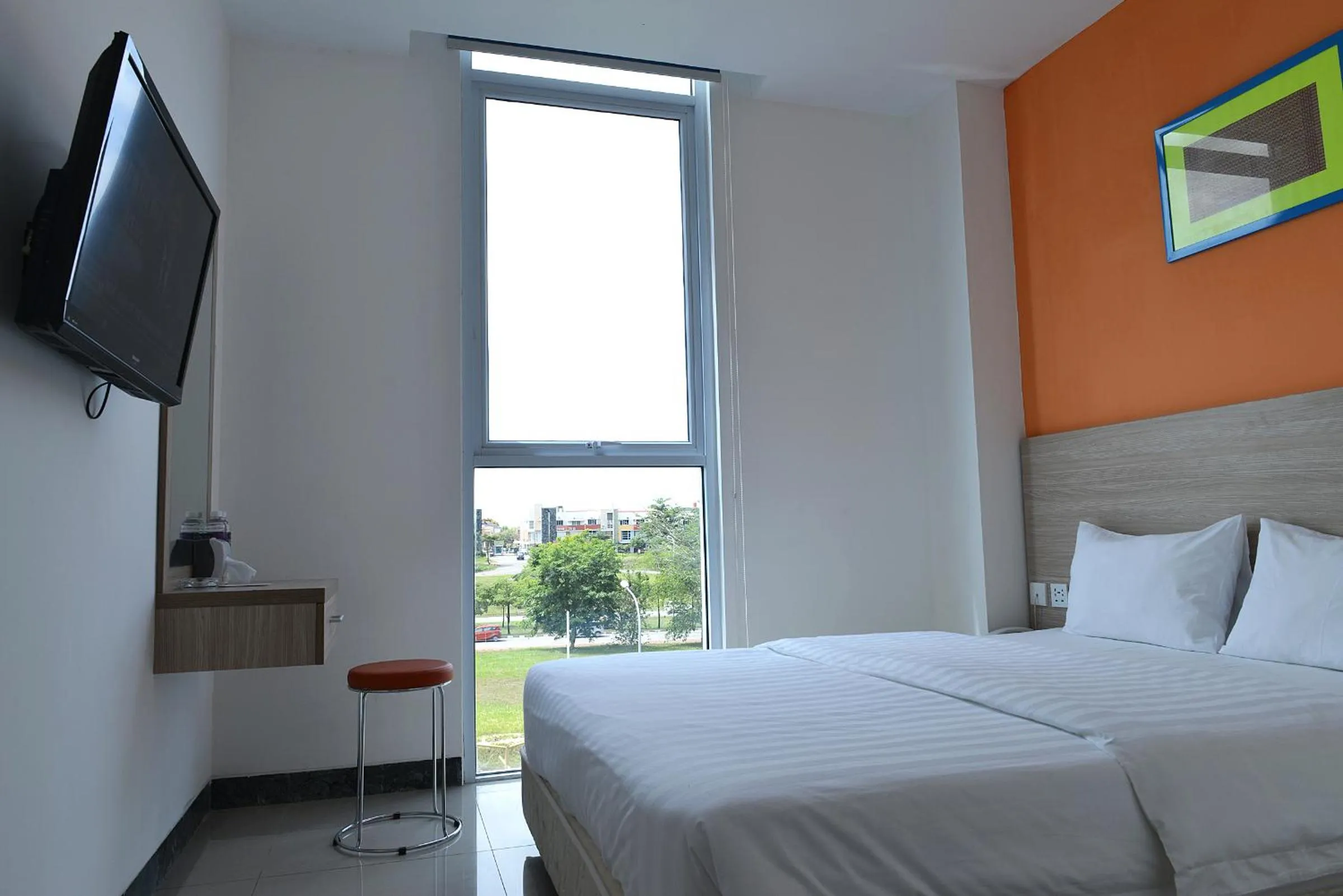 Photo of the whole room, Bed in Fresh One Hotel