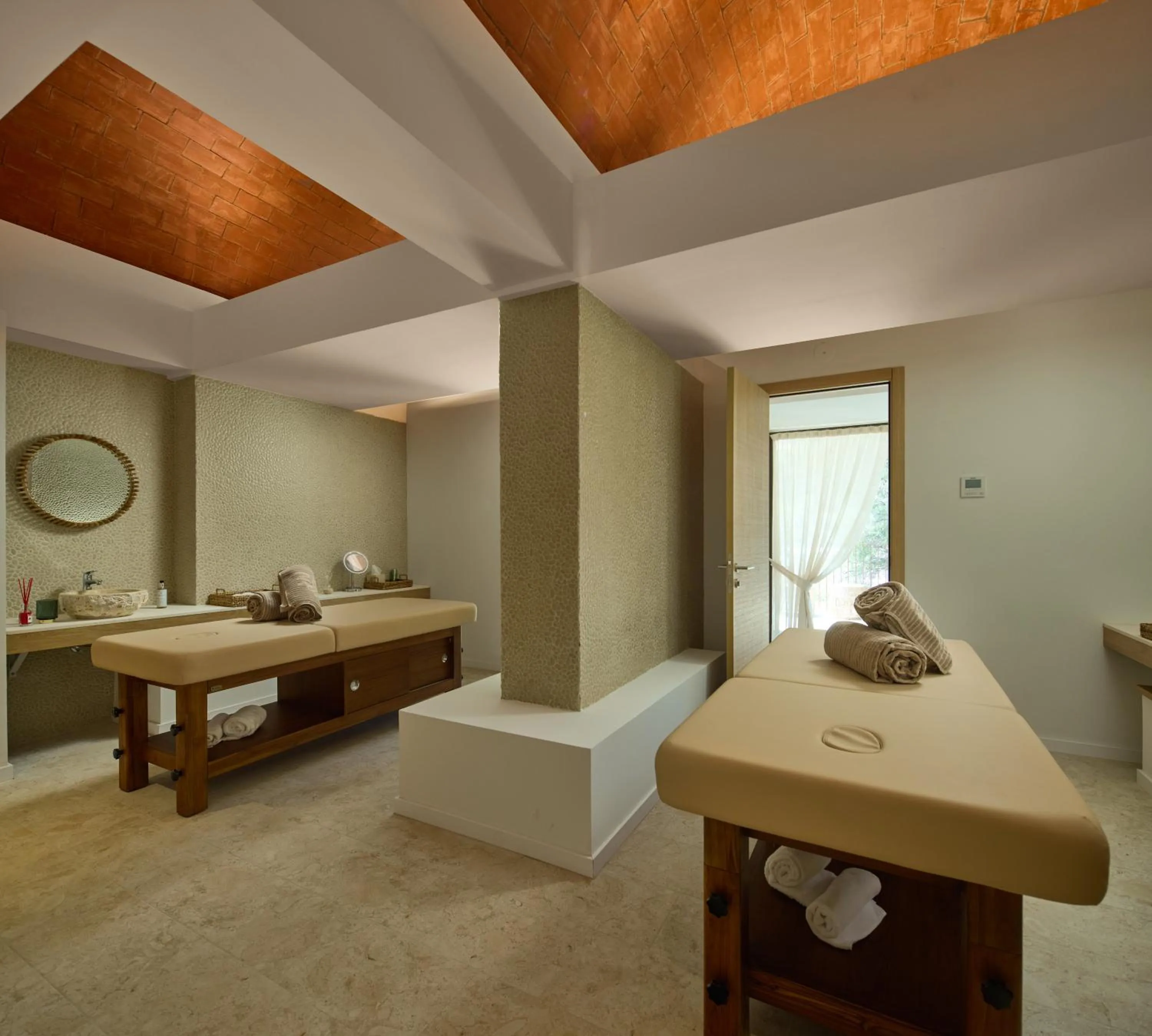 Massage in Cala San Miguel Hotel Ibiza, Curio Collection by Hilton, Adults only