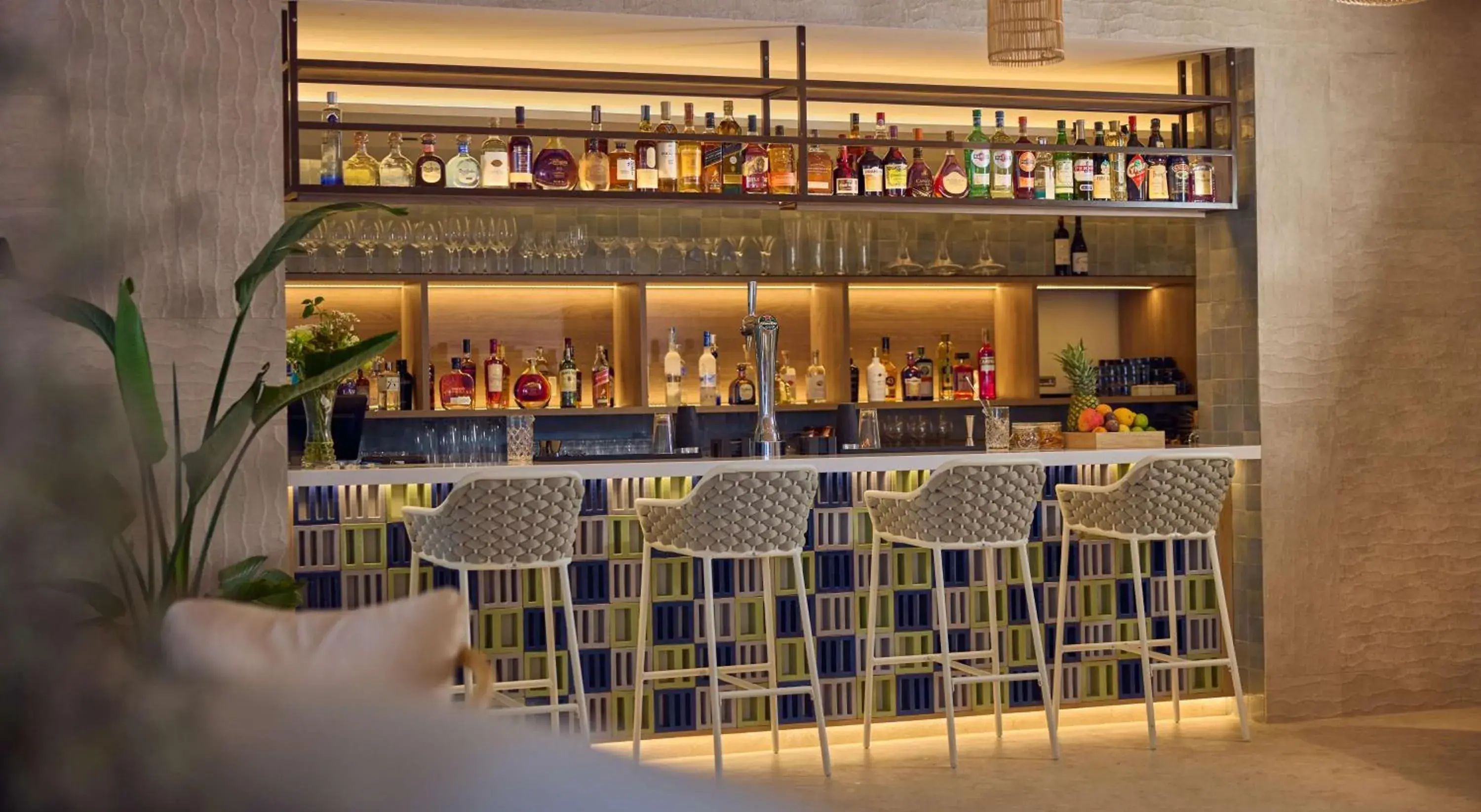 Lounge or bar in Cala San Miguel Hotel Ibiza, Curio Collection by Hilton, Adults only Lounge or bar in Cala San Miguel Hotel Ibiza, Curio Collection by Hilton, Adults only