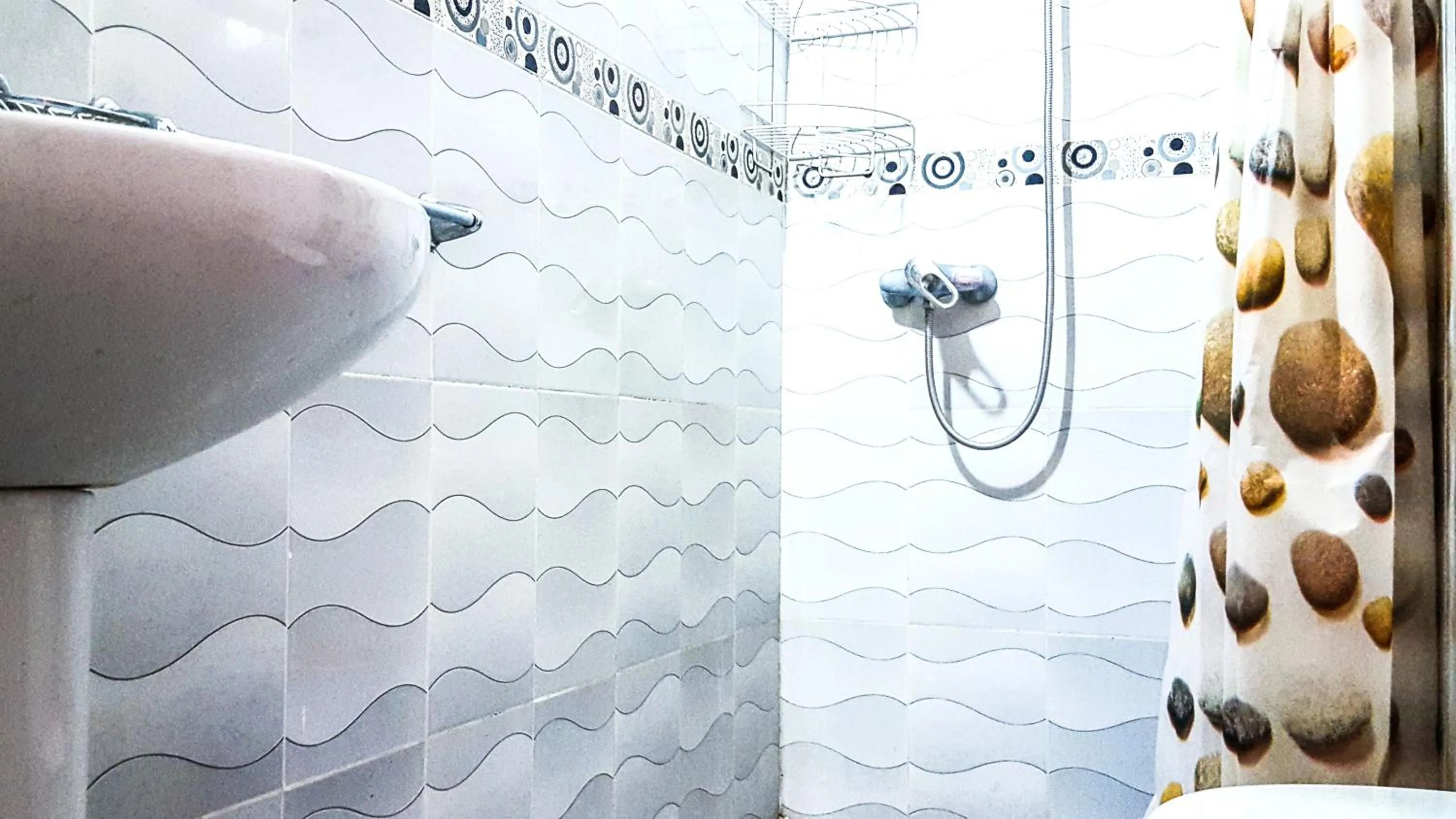 Shower in Villa Annakhil
