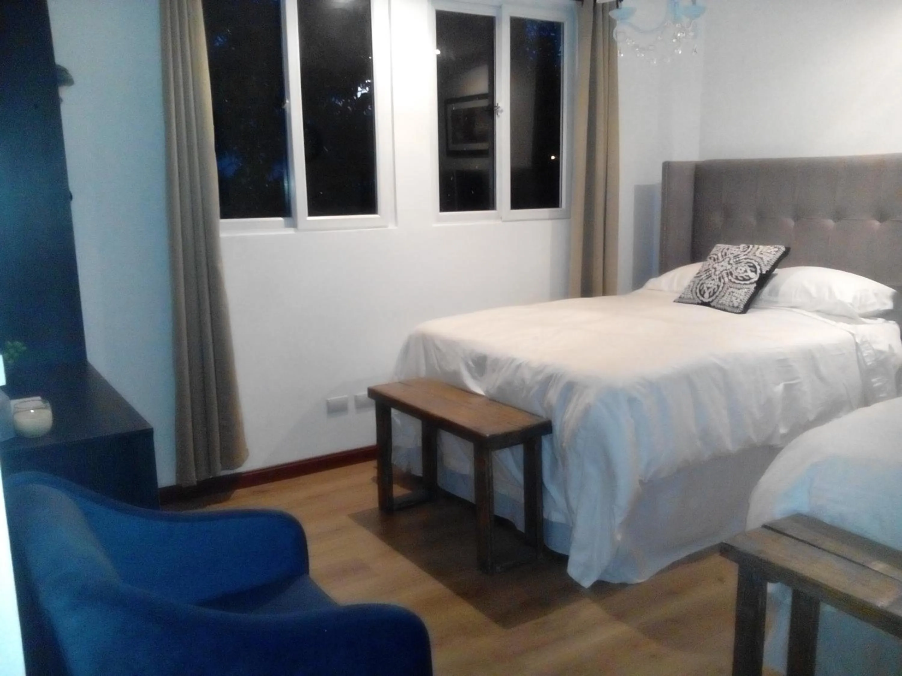 Bedroom, Bed in Meraki Boutique Hotel