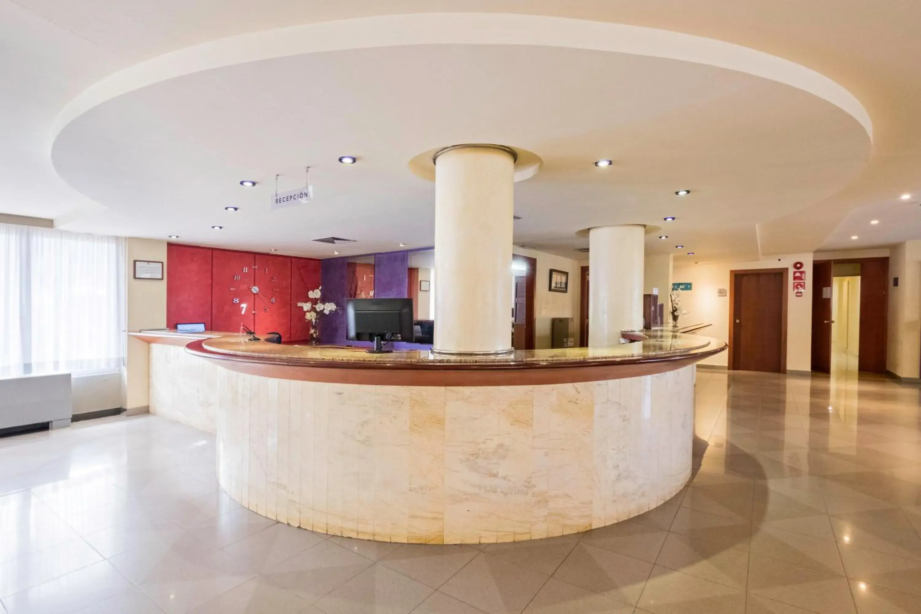 Lobby or reception in azuLine Hotel Bahamas y Bahamas II Lobby or reception in azuLine Hotel Bahamas y Bahamas II