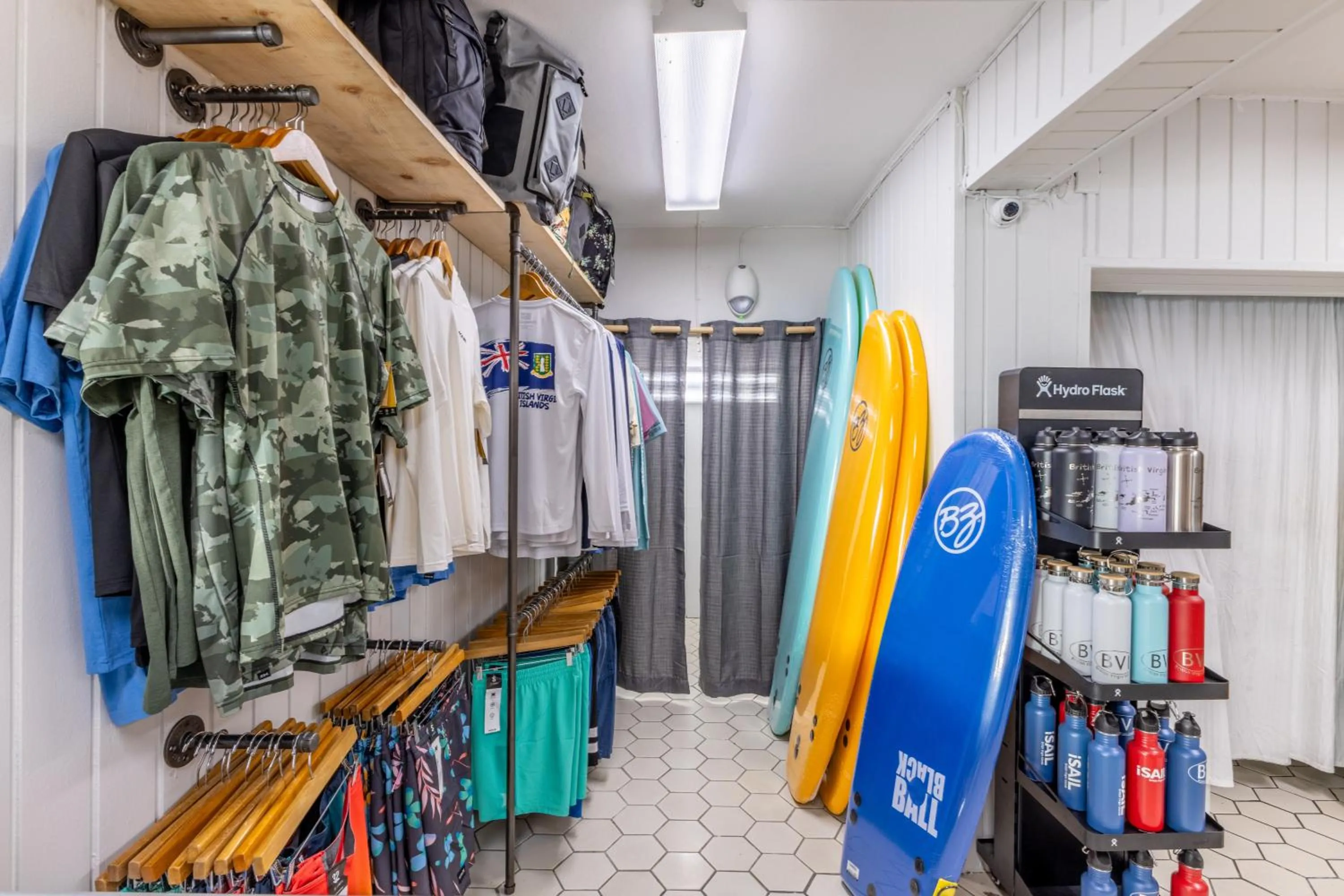 On-site shops in Sebastian's on the beach hotel