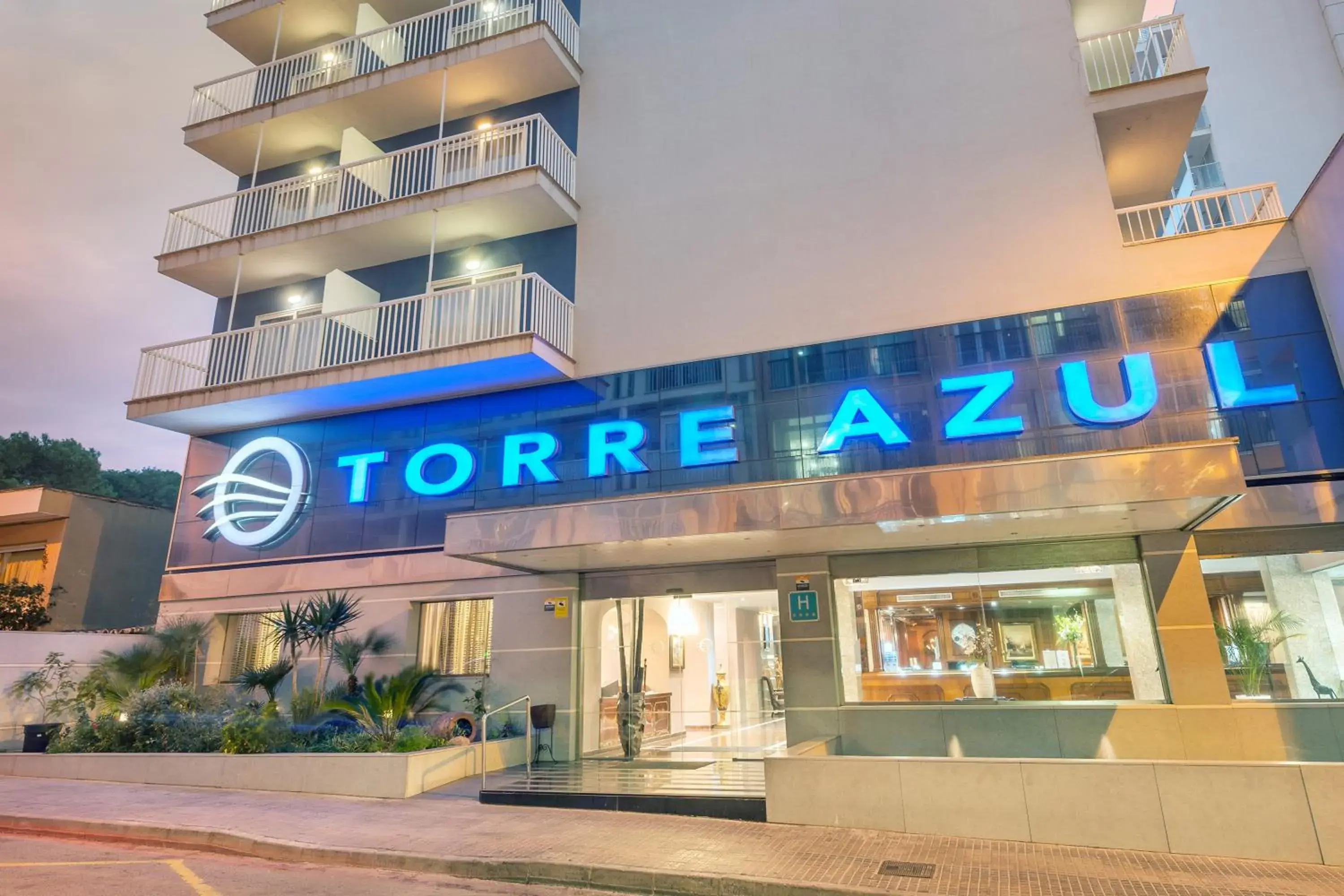 Property building in Hotel Torre Azul & Spa - Adults Only Property building in Hotel Torre Azul & Spa - Adults Only