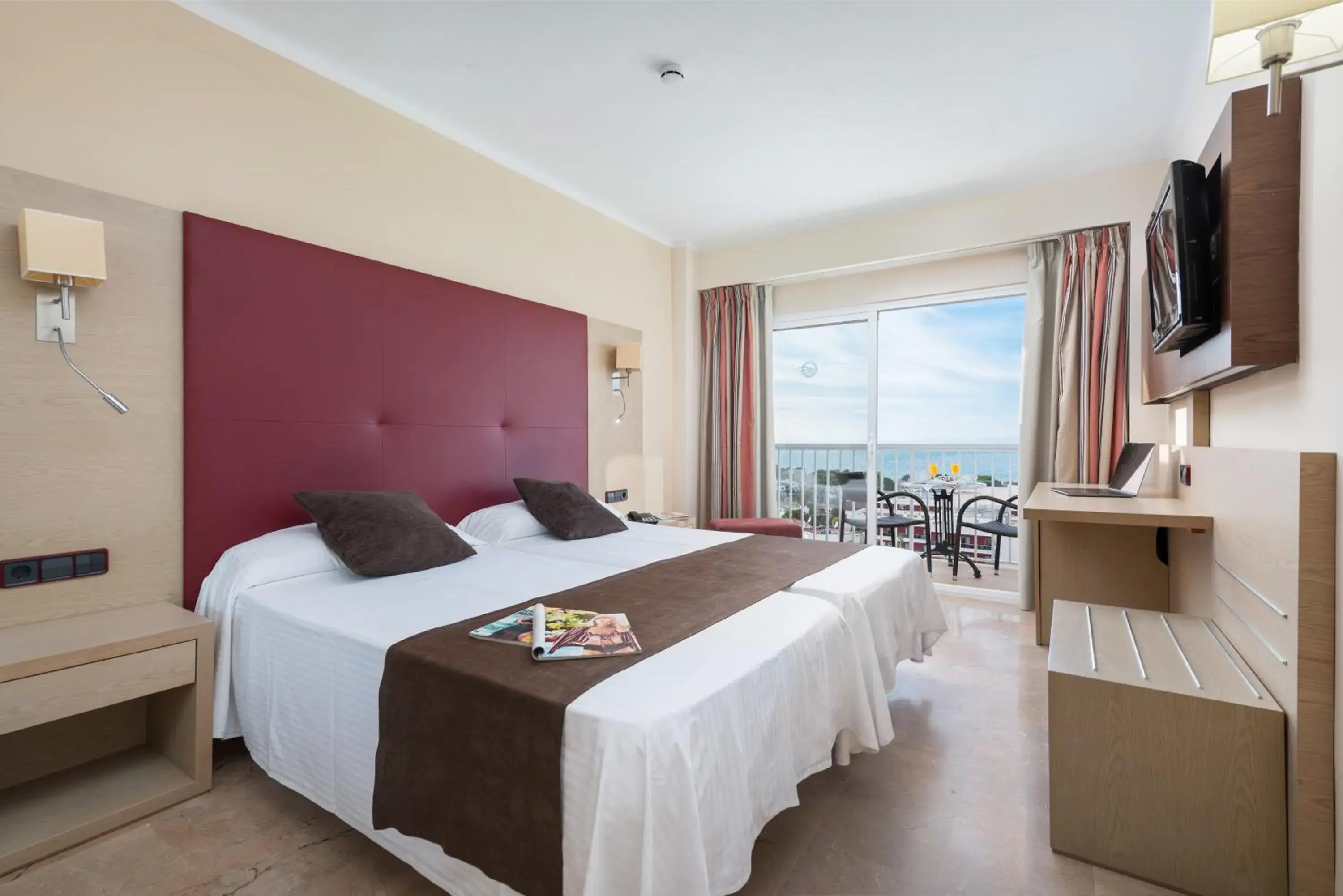 Bed in Hotel Torre Azul & Spa - Adults Only Bed in Hotel Torre Azul & Spa - Adults Only