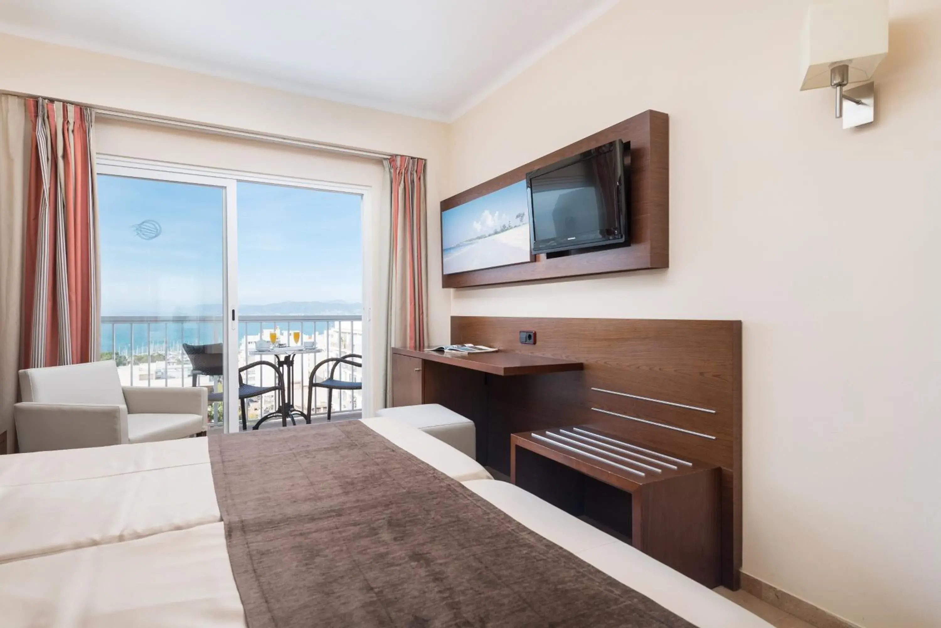 Bed in Hotel Torre Azul & Spa - Adults Only Bed in Hotel Torre Azul & Spa - Adults Only