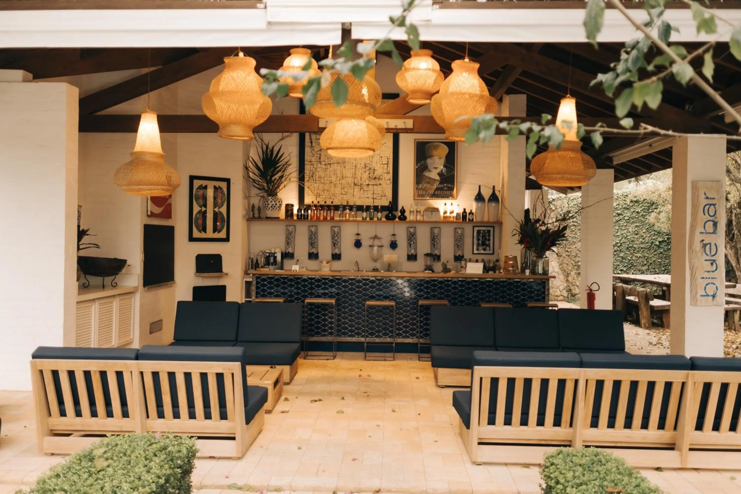Lounge or bar in Roots Resort