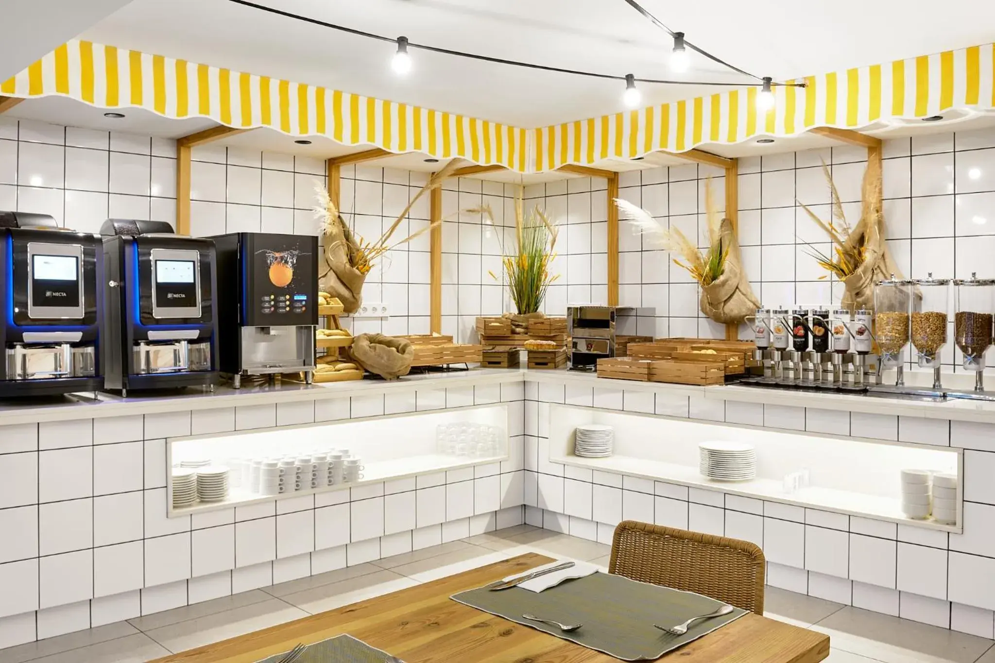Food and drinks in tent Capi Playa Food and drinks in tent Capi Playa