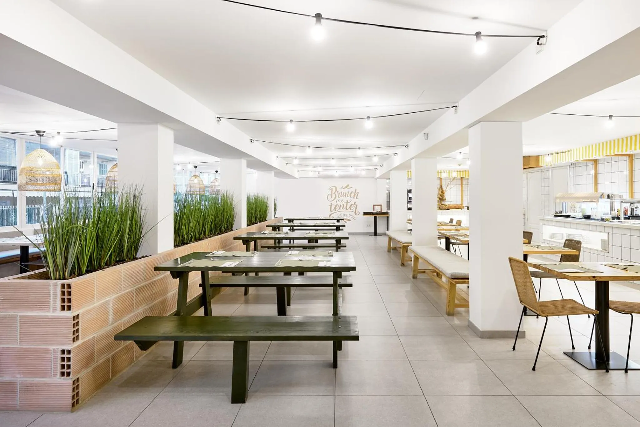 Restaurant/places to eat in tent Capi Playa