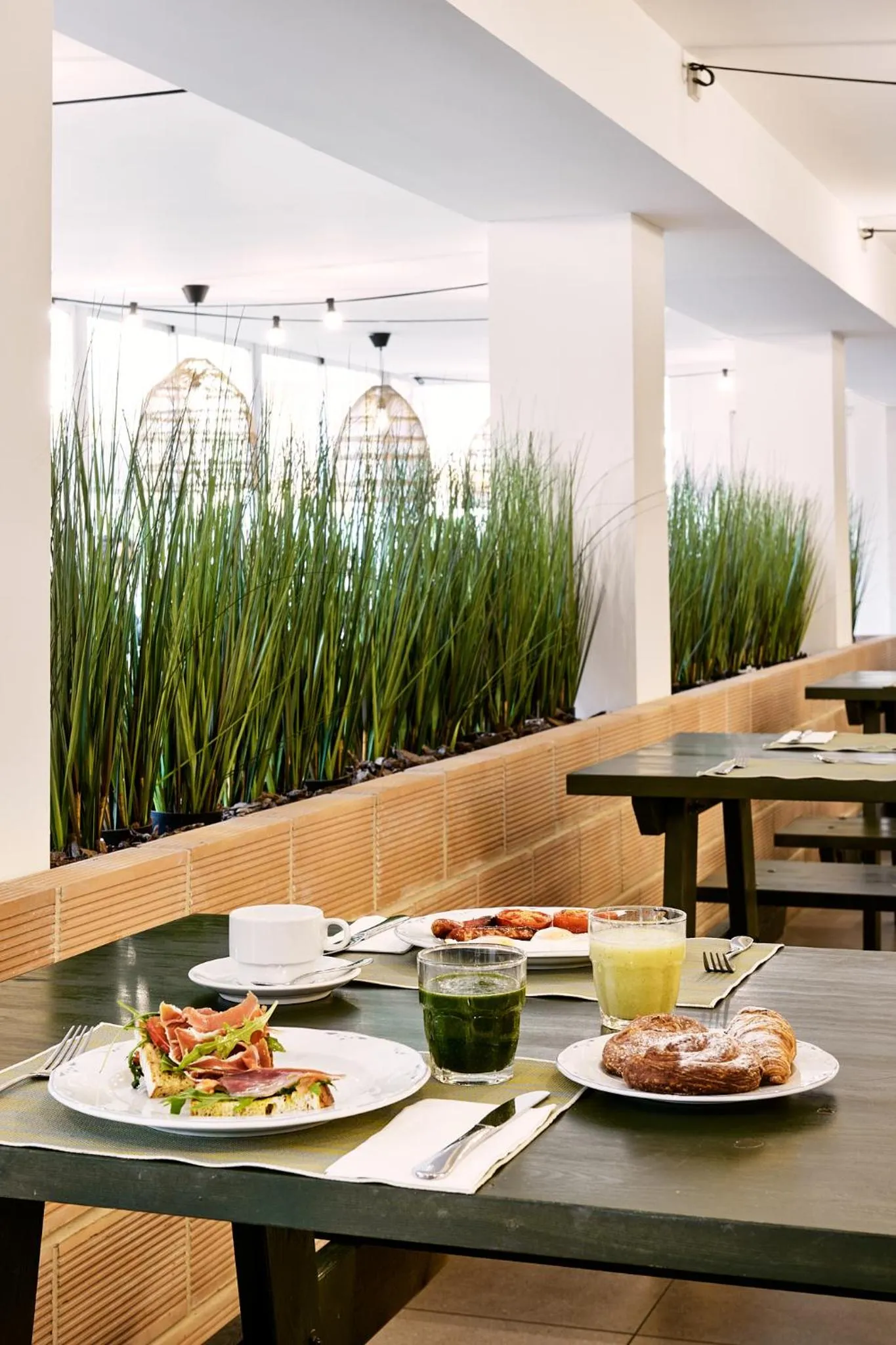 Breakfast in tent Capi Playa