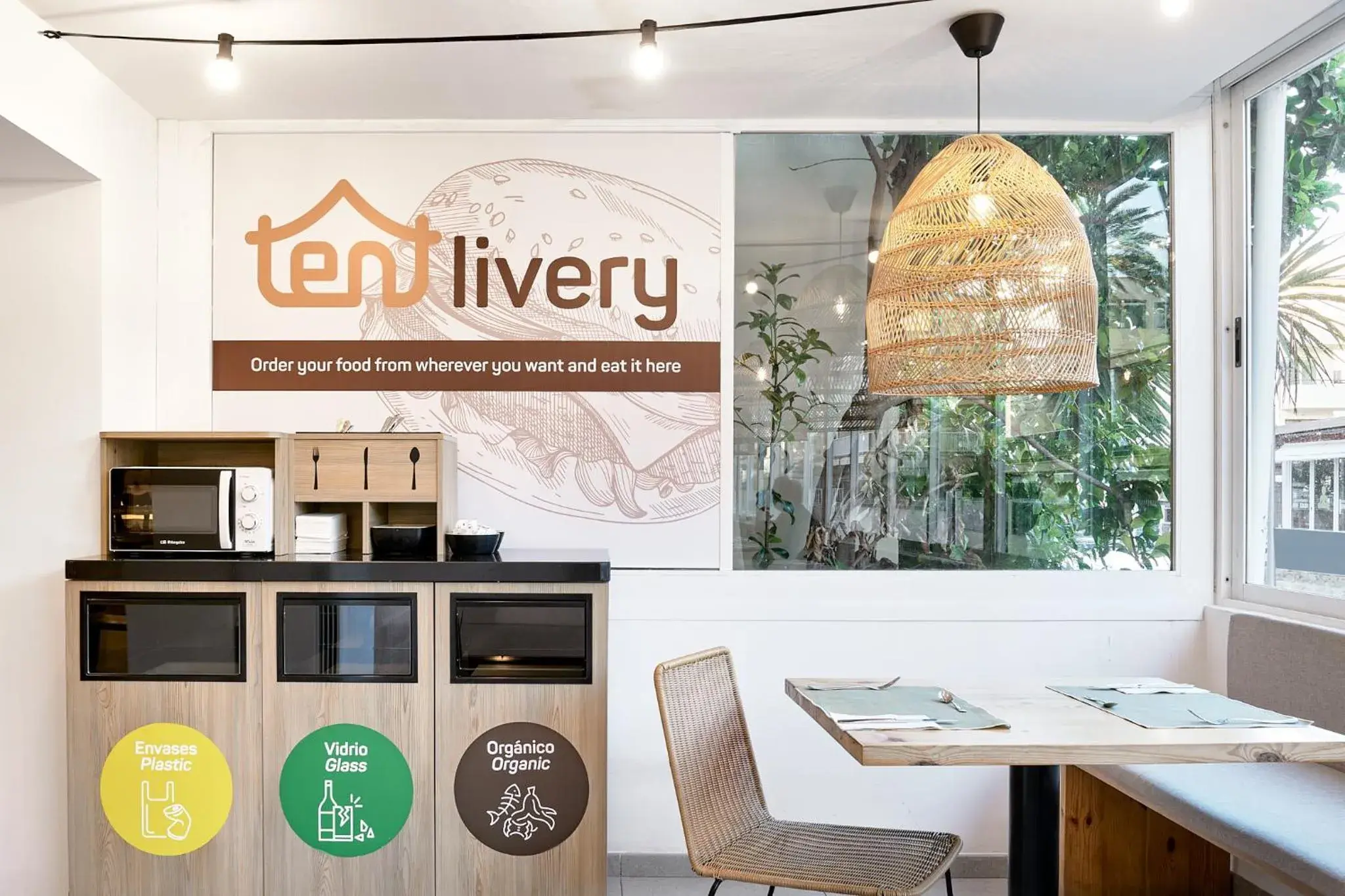 Living room in tent Capi Playa Living room in tent Capi Playa