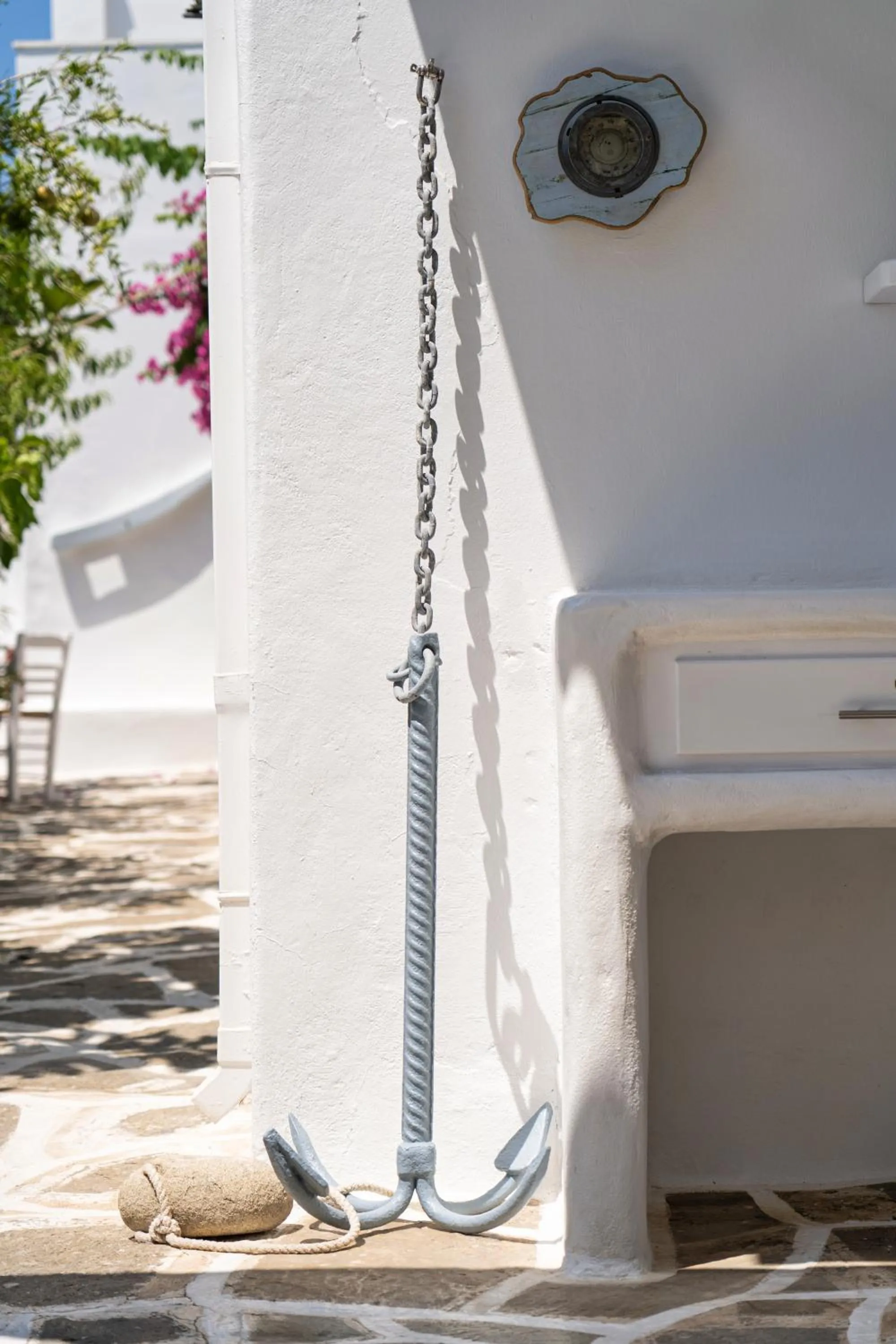 Decorative detail in Hotel Iris