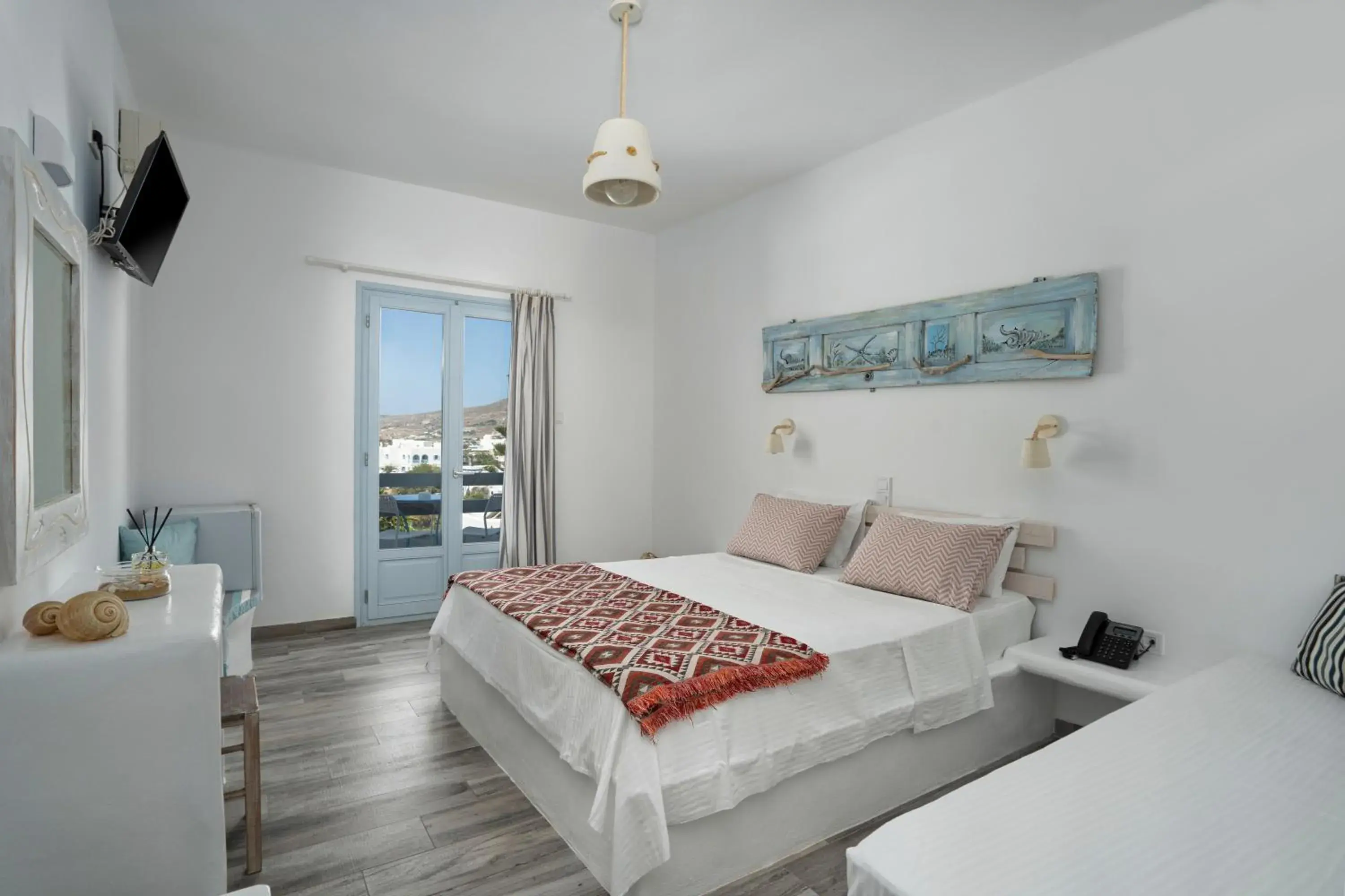 Bedroom, Bed in Hotel Iris Bedroom, Bed in Hotel Iris