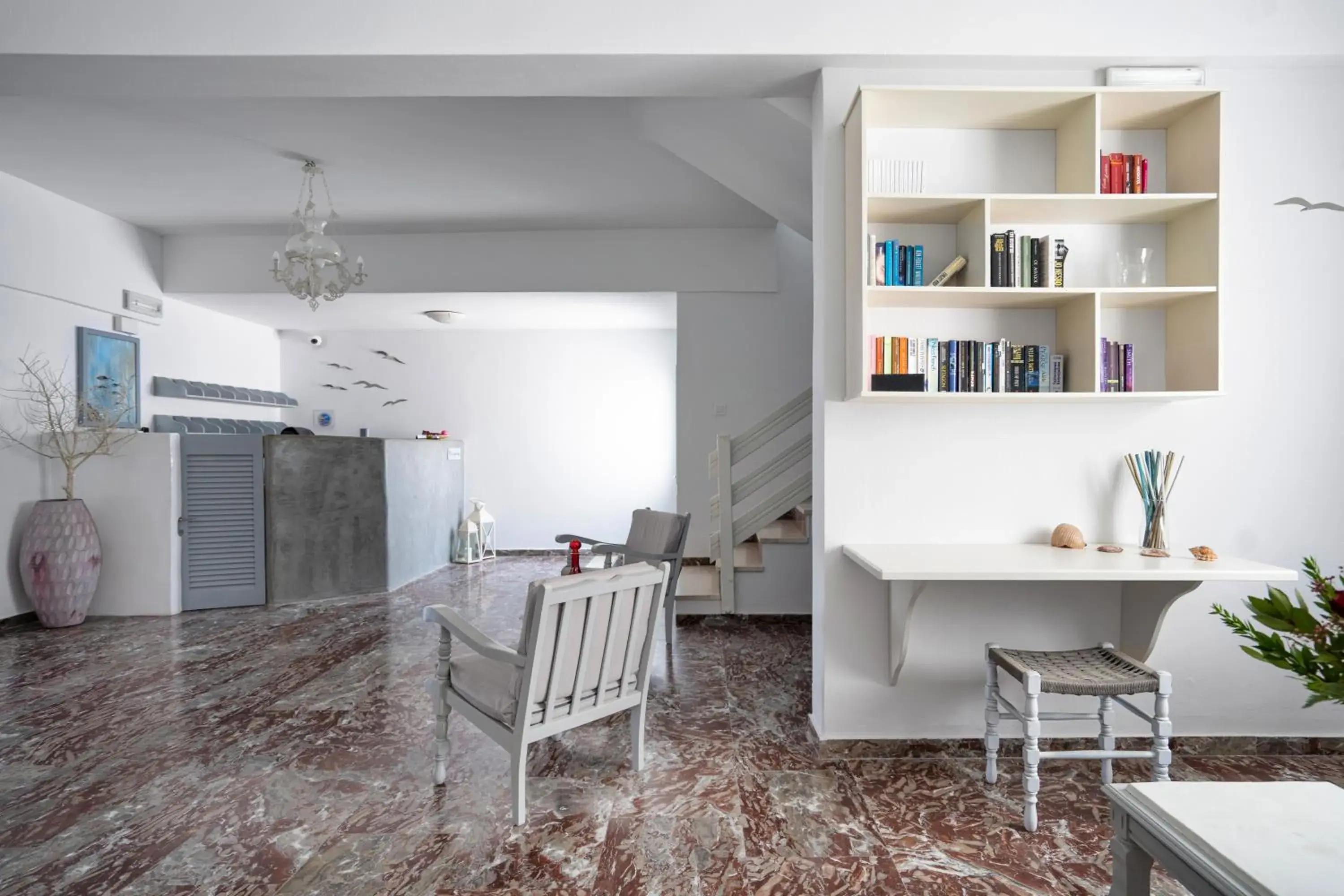 Lobby or reception in Hotel Iris Lobby or reception in Hotel Iris