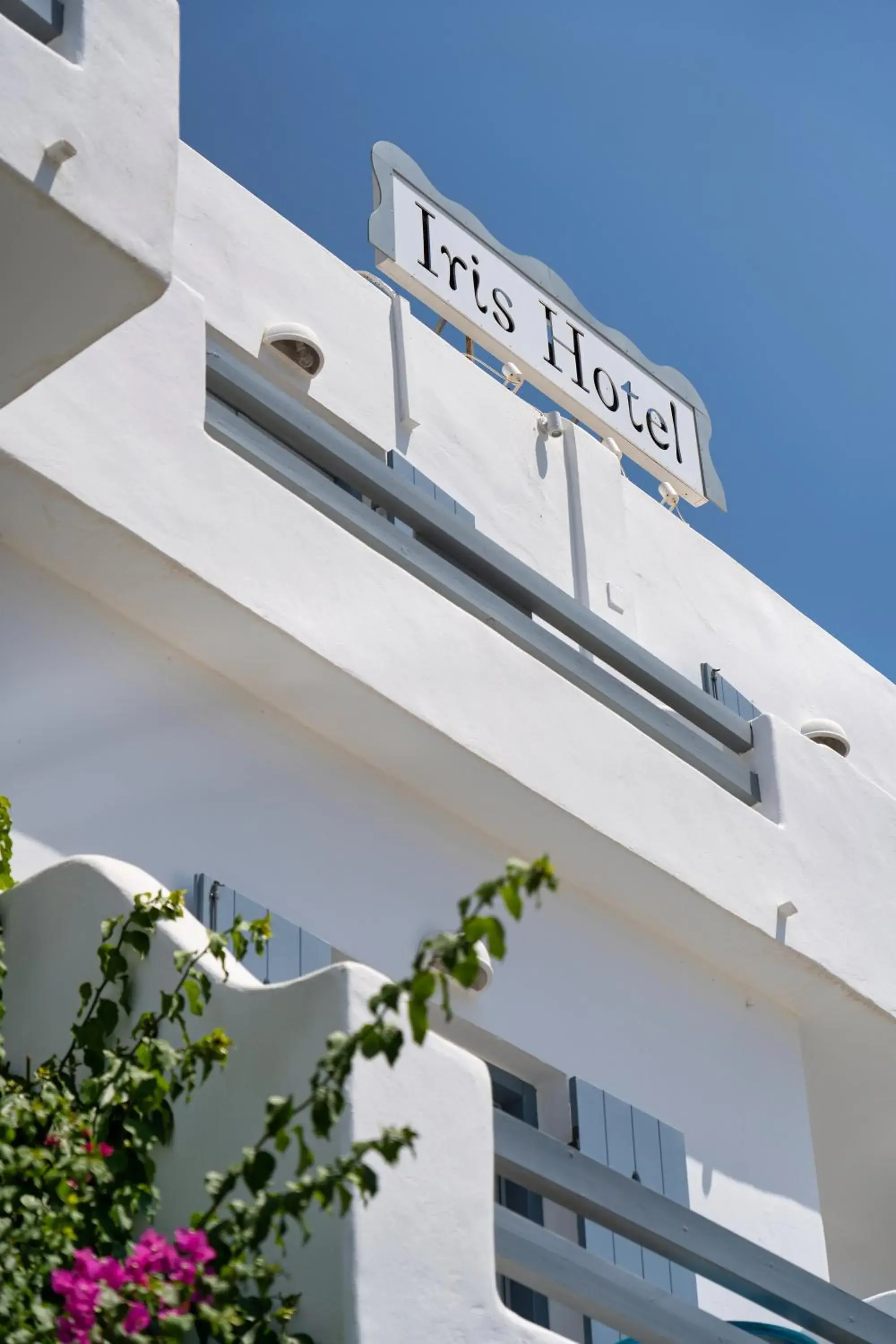 Property building in Hotel Iris Property building in Hotel Iris