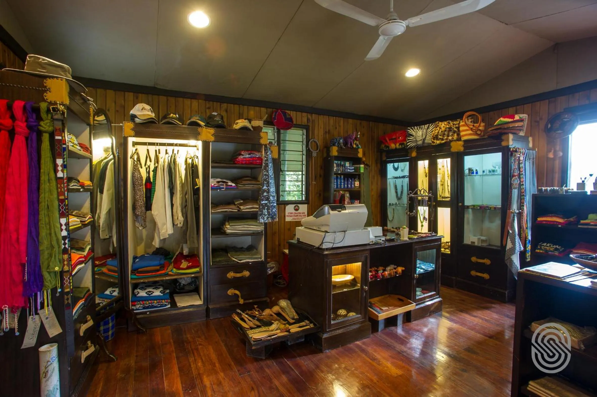 Area and facilities in Kirawira Serena Camp