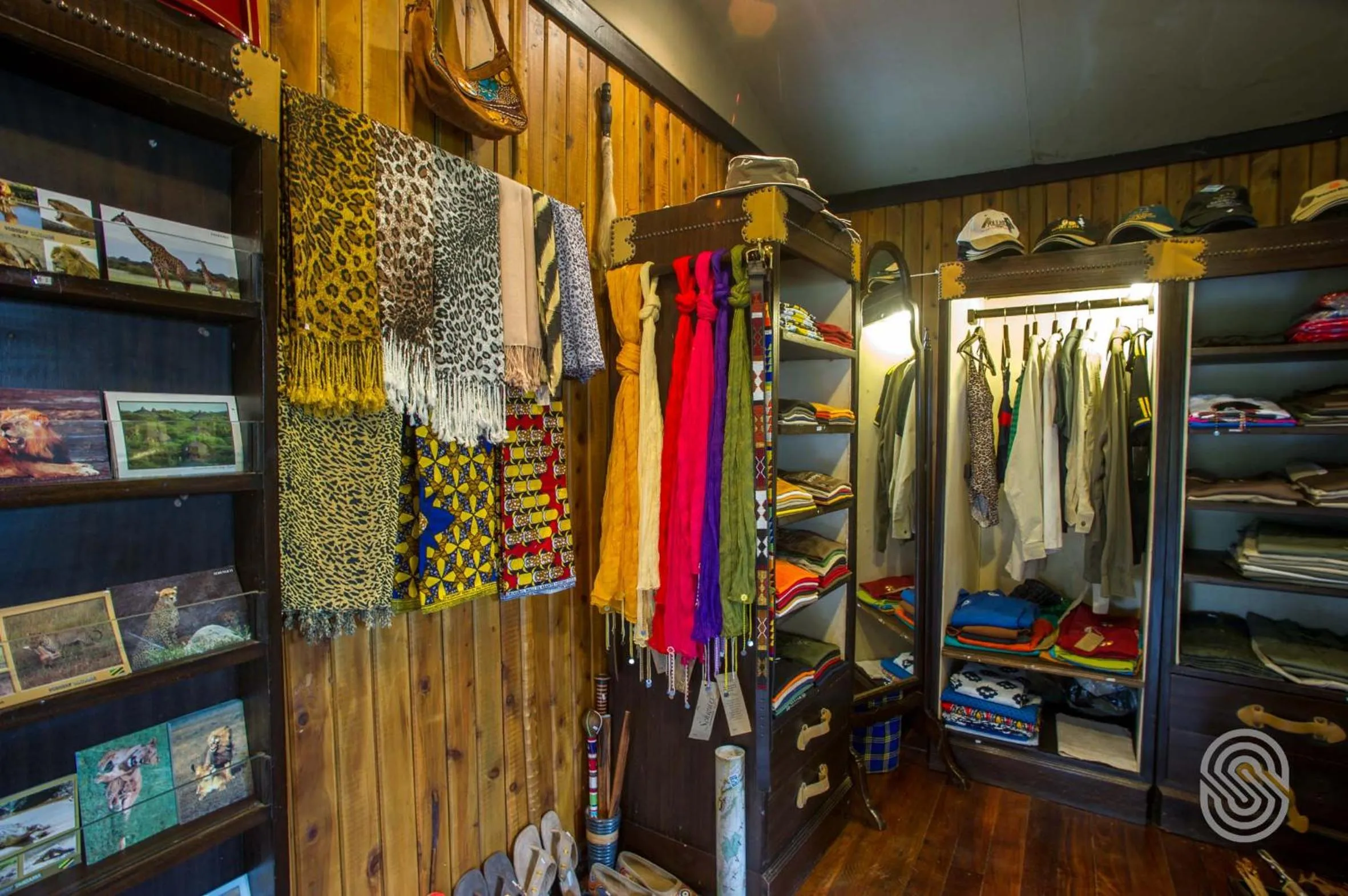 On-site shops in Kirawira Serena Camp