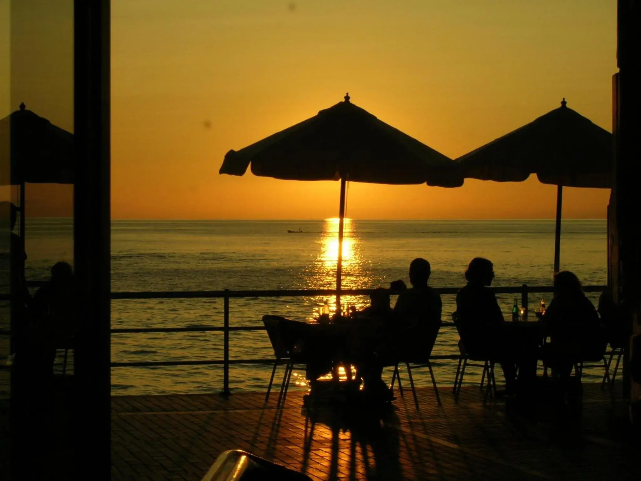 Restaurant/places to eat in Brisamar Canteras Restaurant/places to eat in Brisamar Canteras