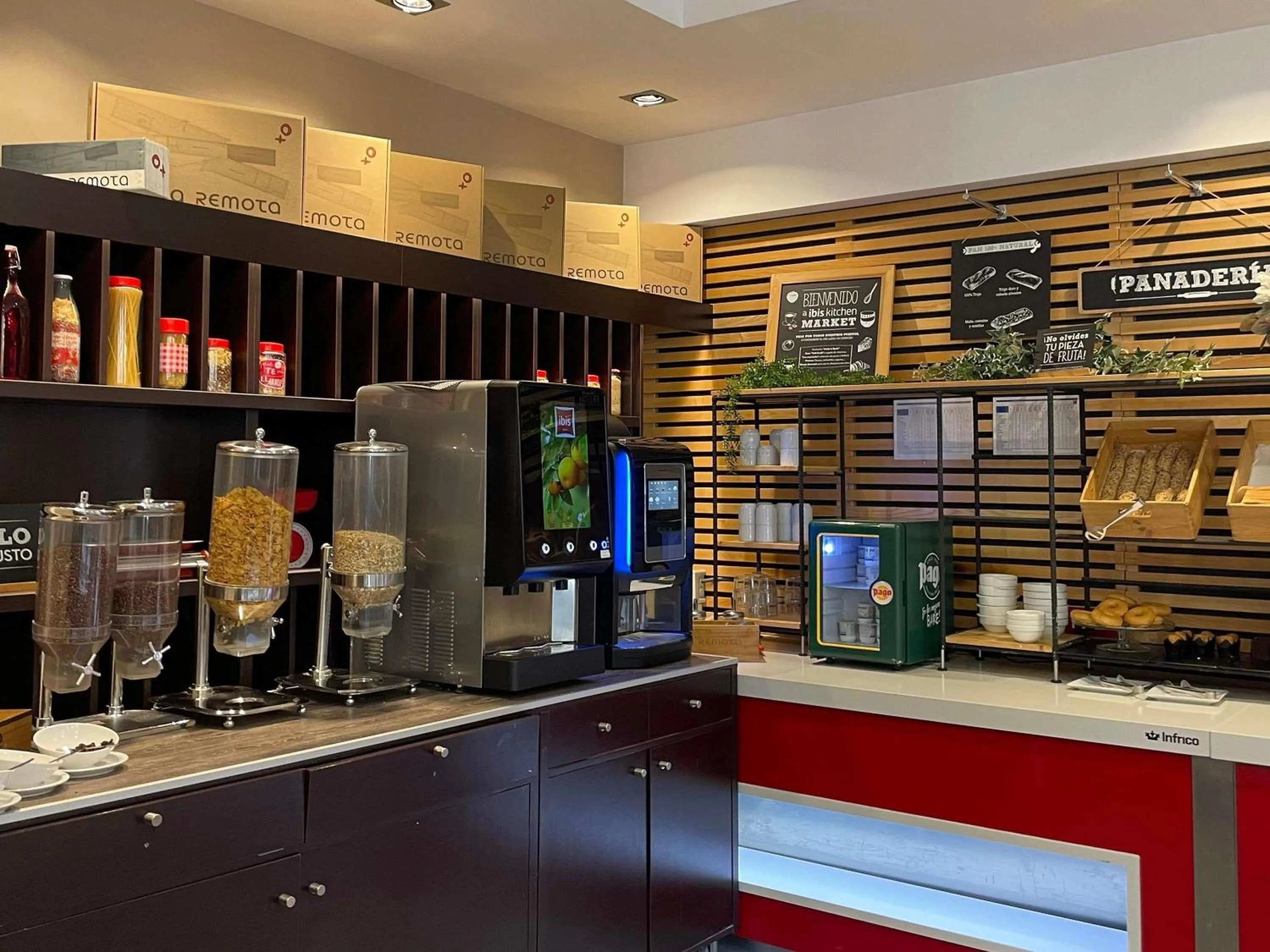 Breakfast in Ibis Budget Girona Costa Brava