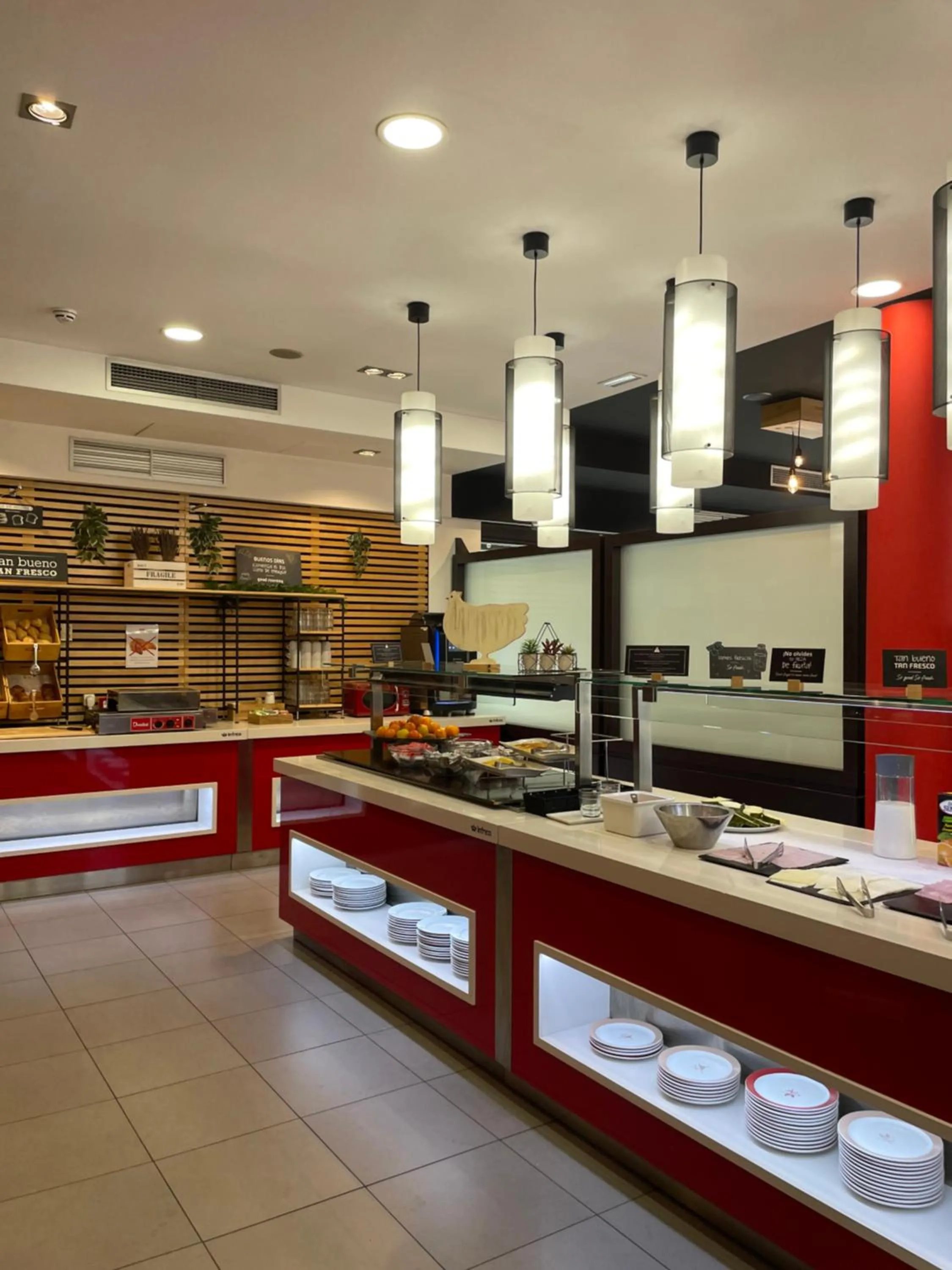 Breakfast in Ibis Budget Girona Costa Brava