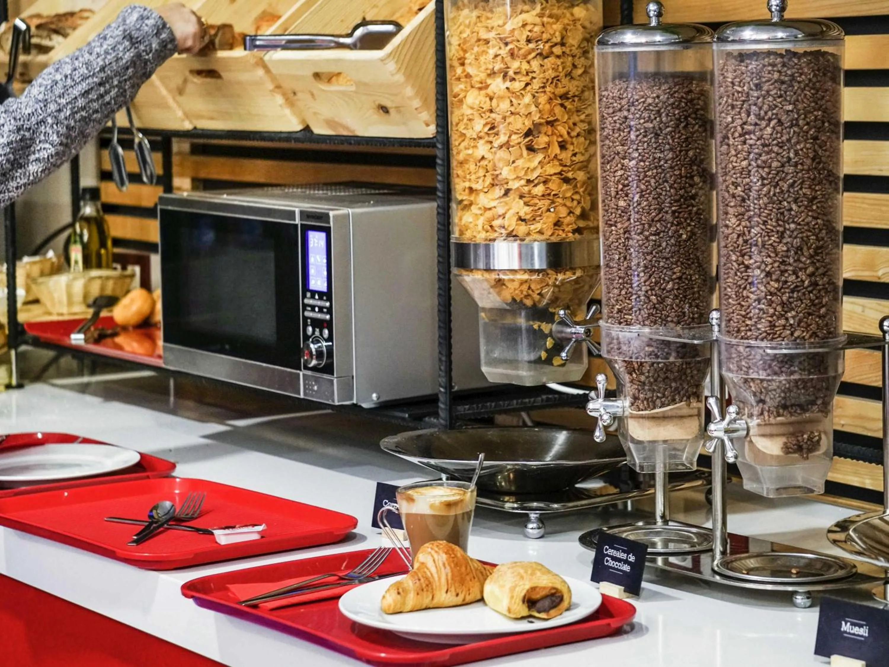 Breakfast in Ibis Girona